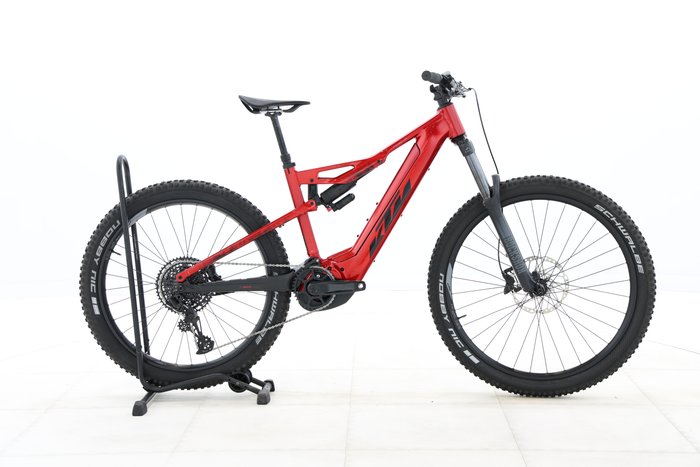 KTM MACINA KAPOHO 7973 2022