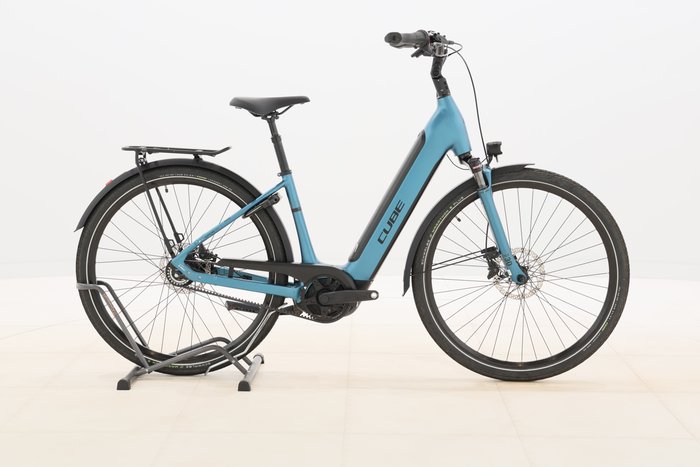 Cube SUPREME HYBRID EXC 625 2024