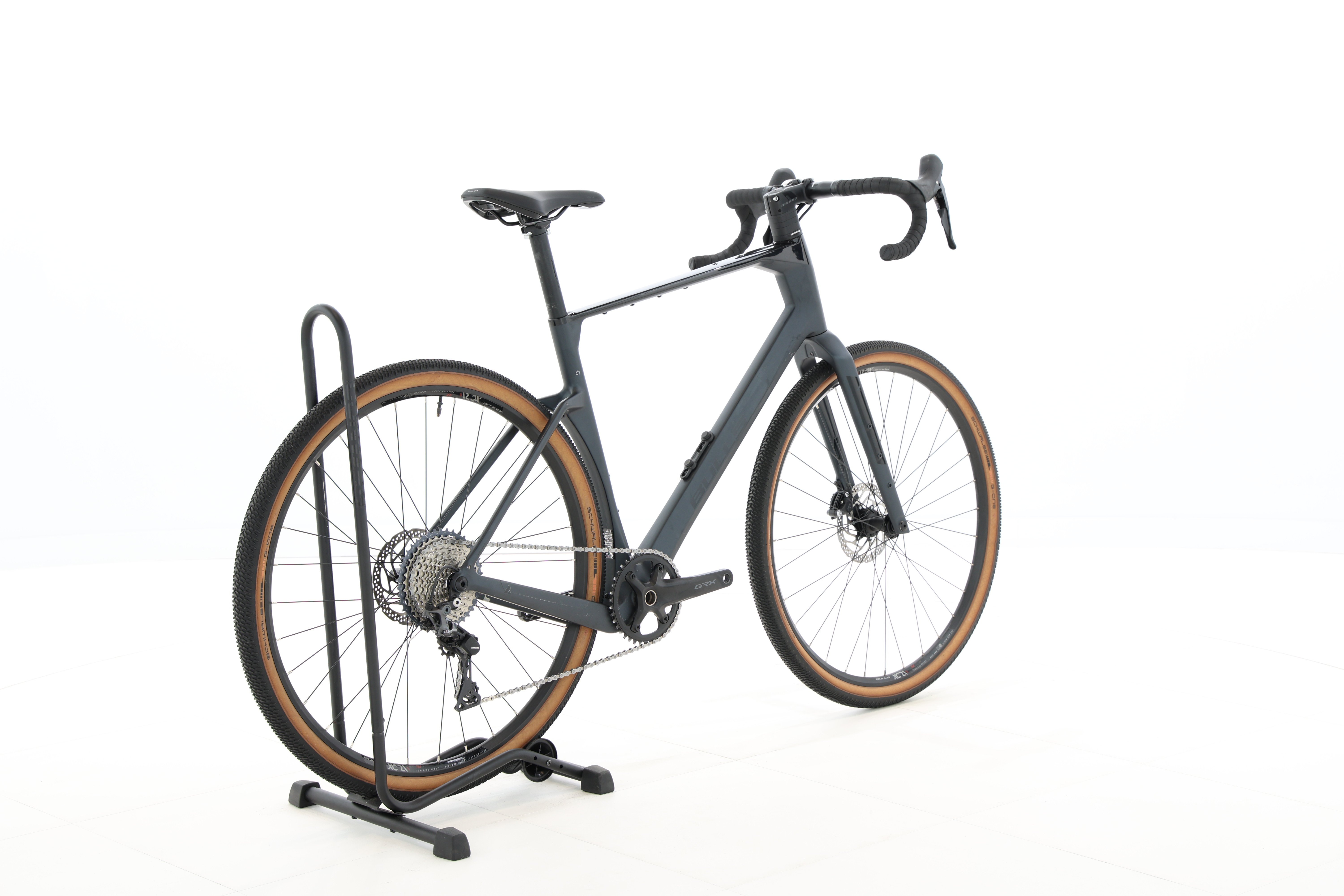 8c9b3929-4efb-4469-a162-49757086065e