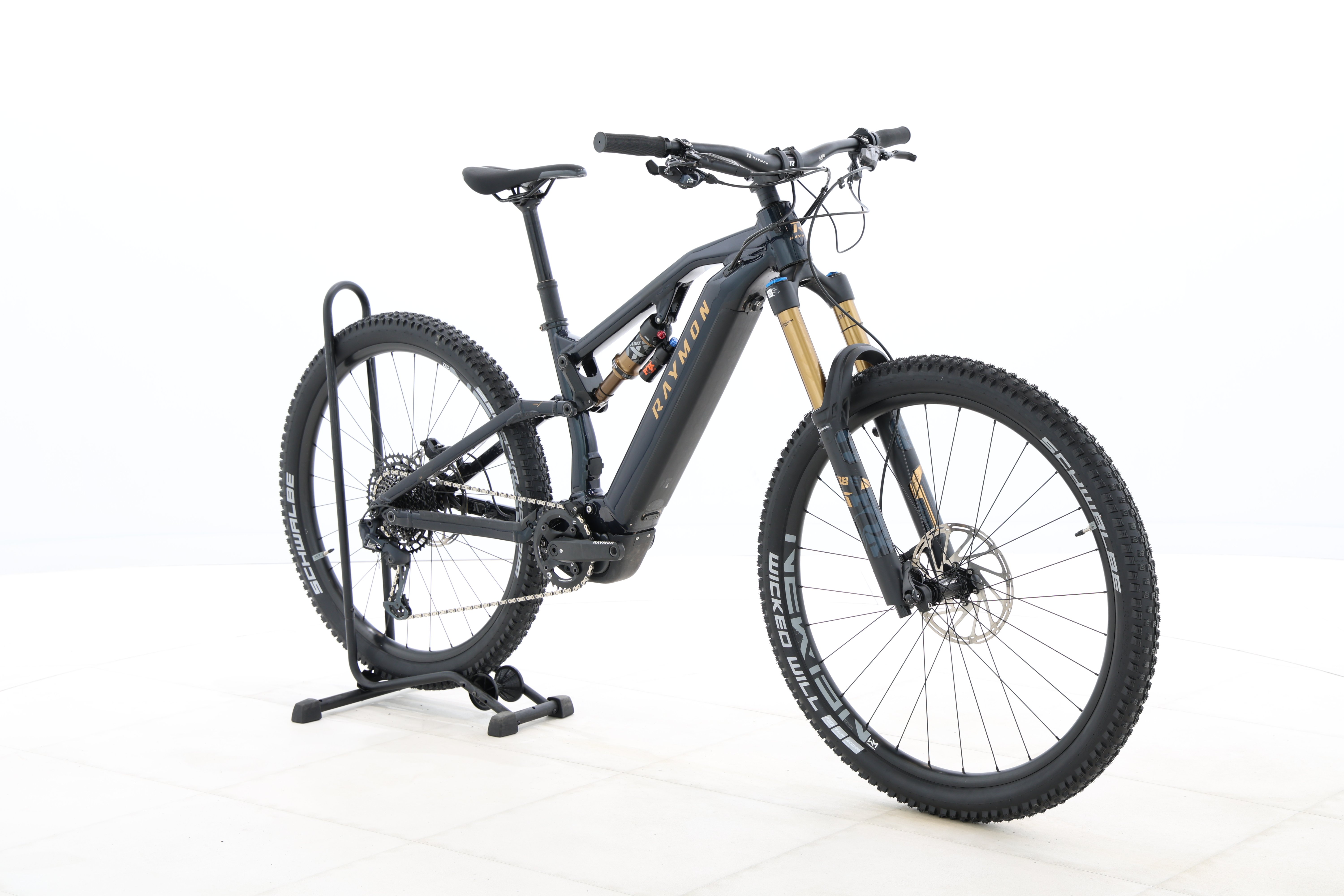 21b715fe-be45-477a-a0f4-62bcbec93431