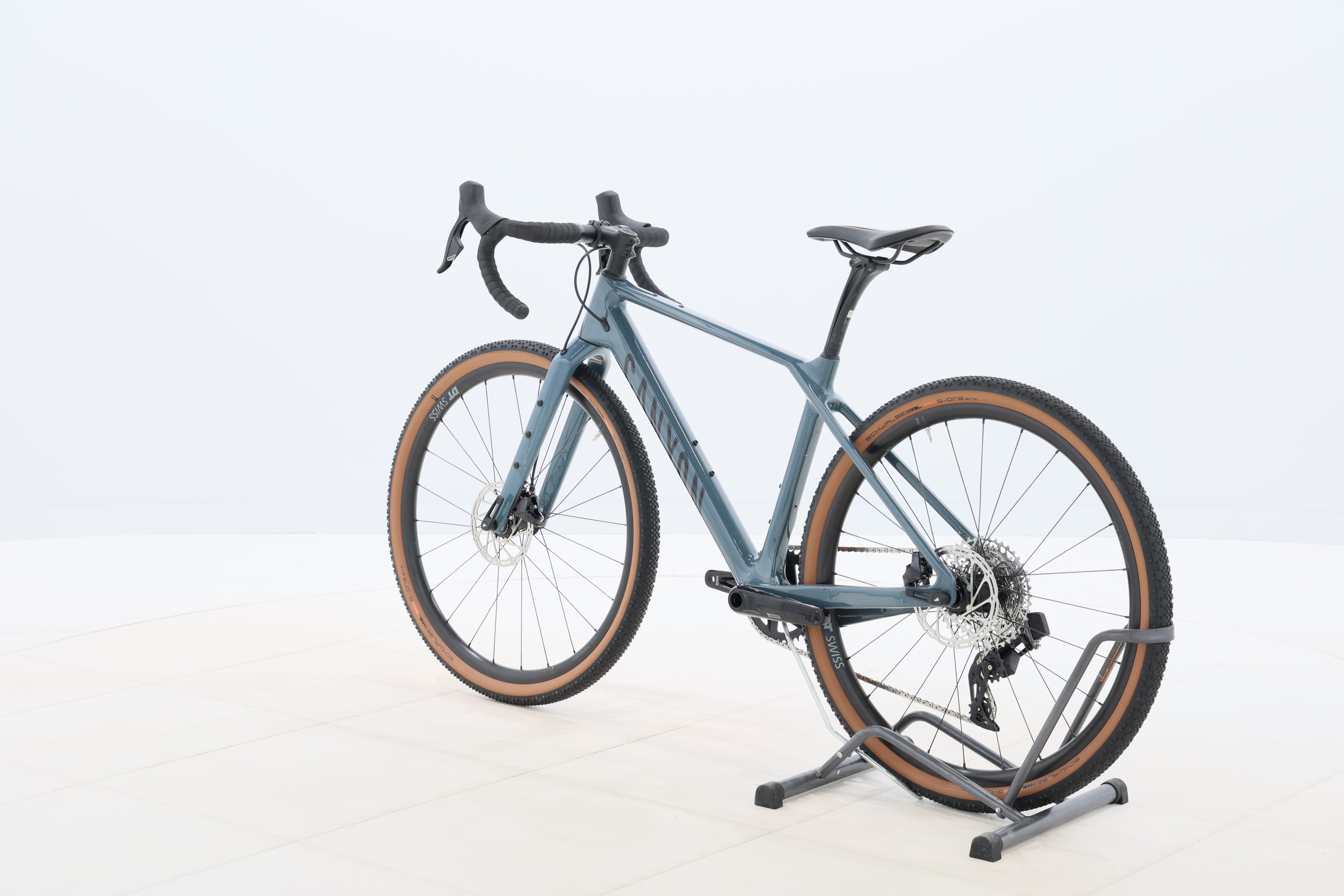 e9922db4-067d-4a43-82d3-40515f7d3525