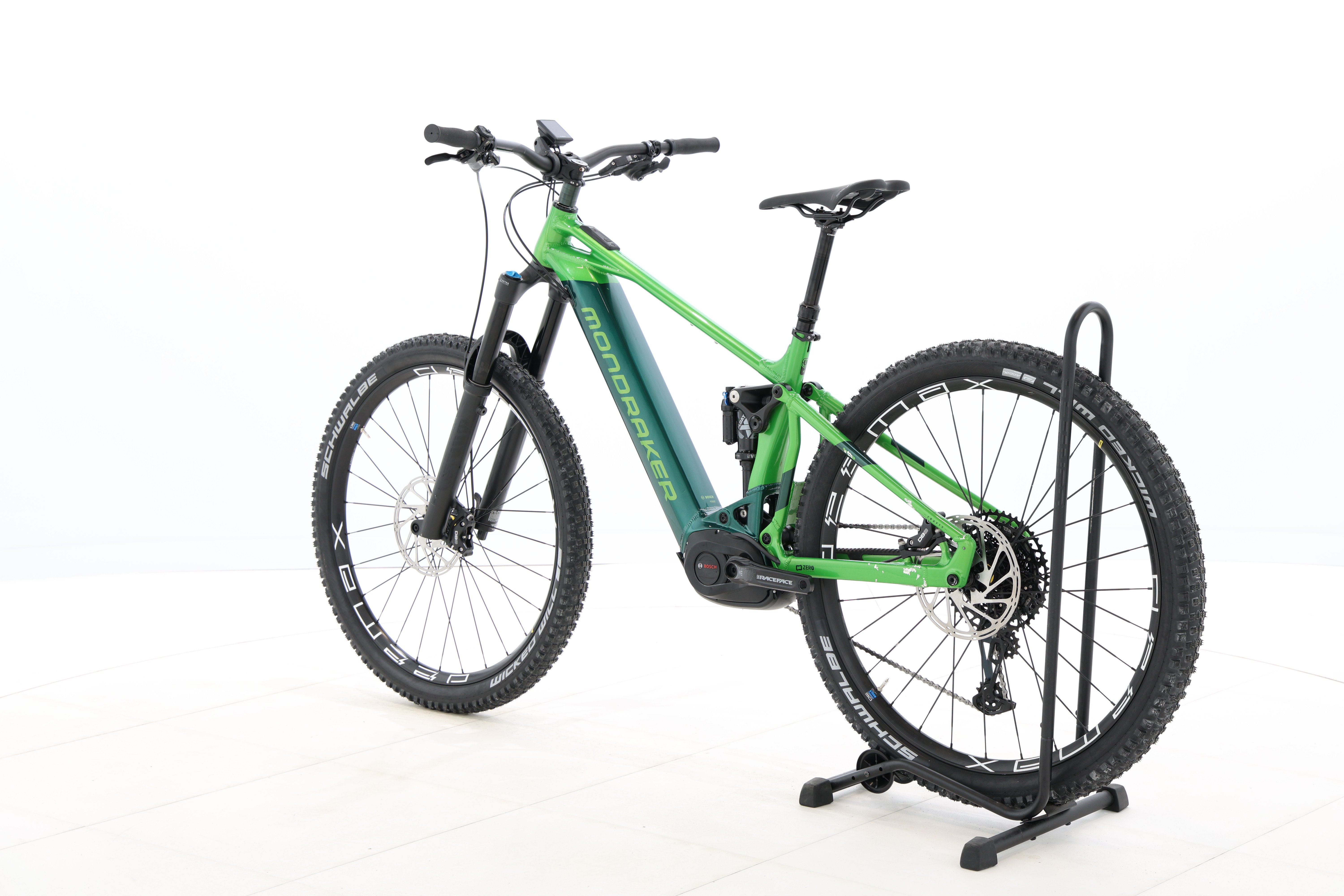 c7b0b59e-87f8-4b6a-9d02-e508e0538b9a