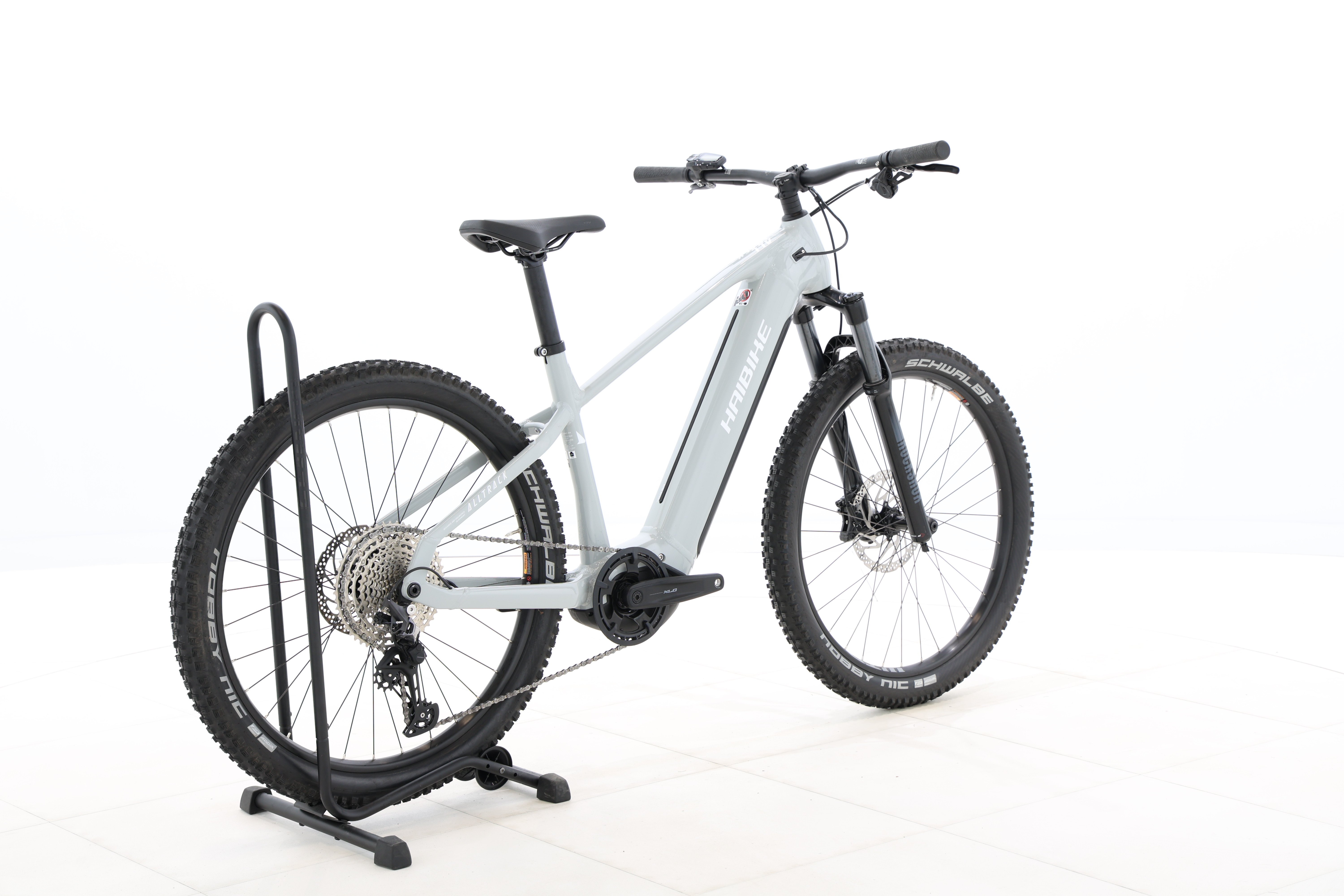 179d83d6-fe05-4cfc-ad61-eb822eea1869