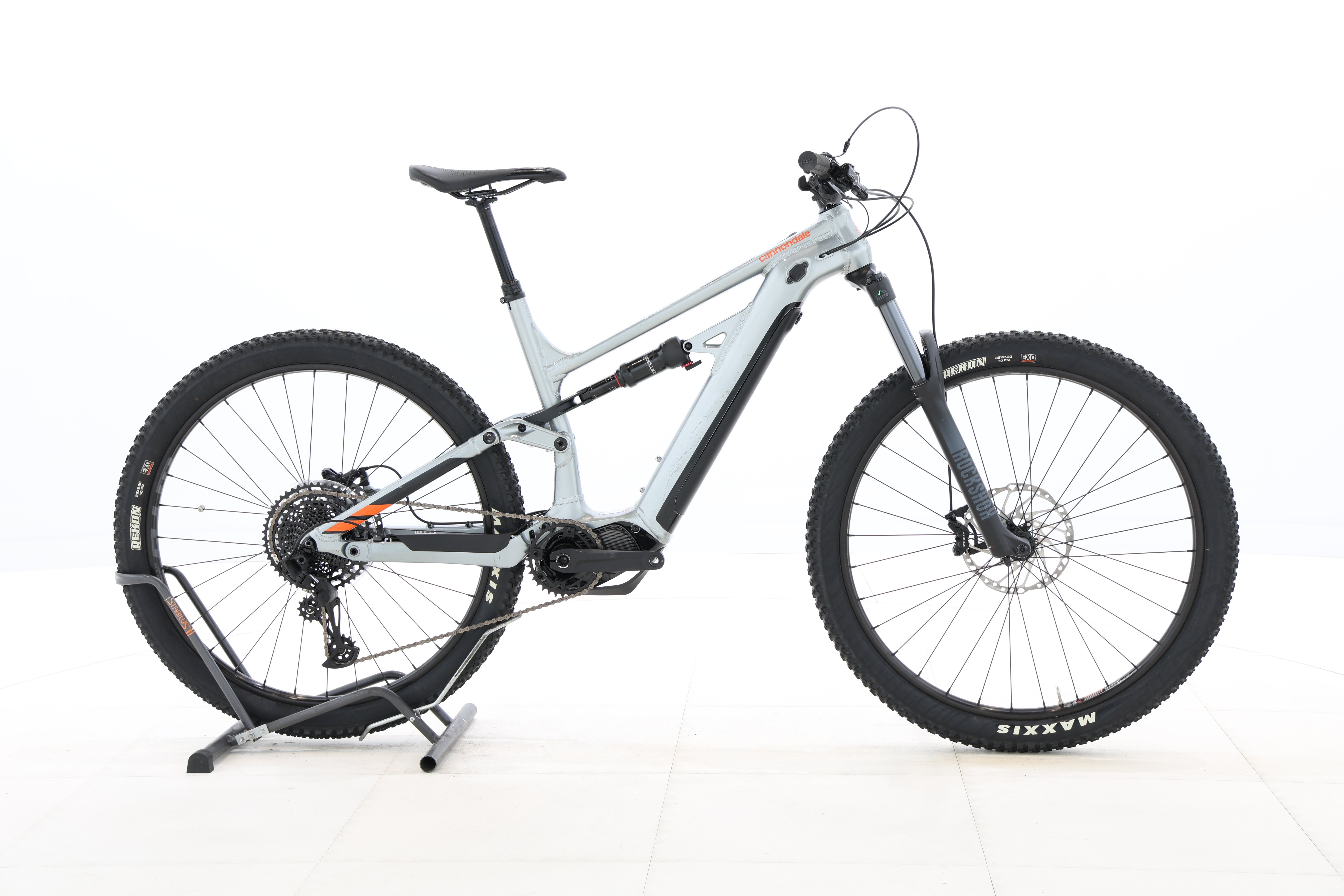 fbd7b8b6-92c2-47a8-bfa2-07d503ec114d