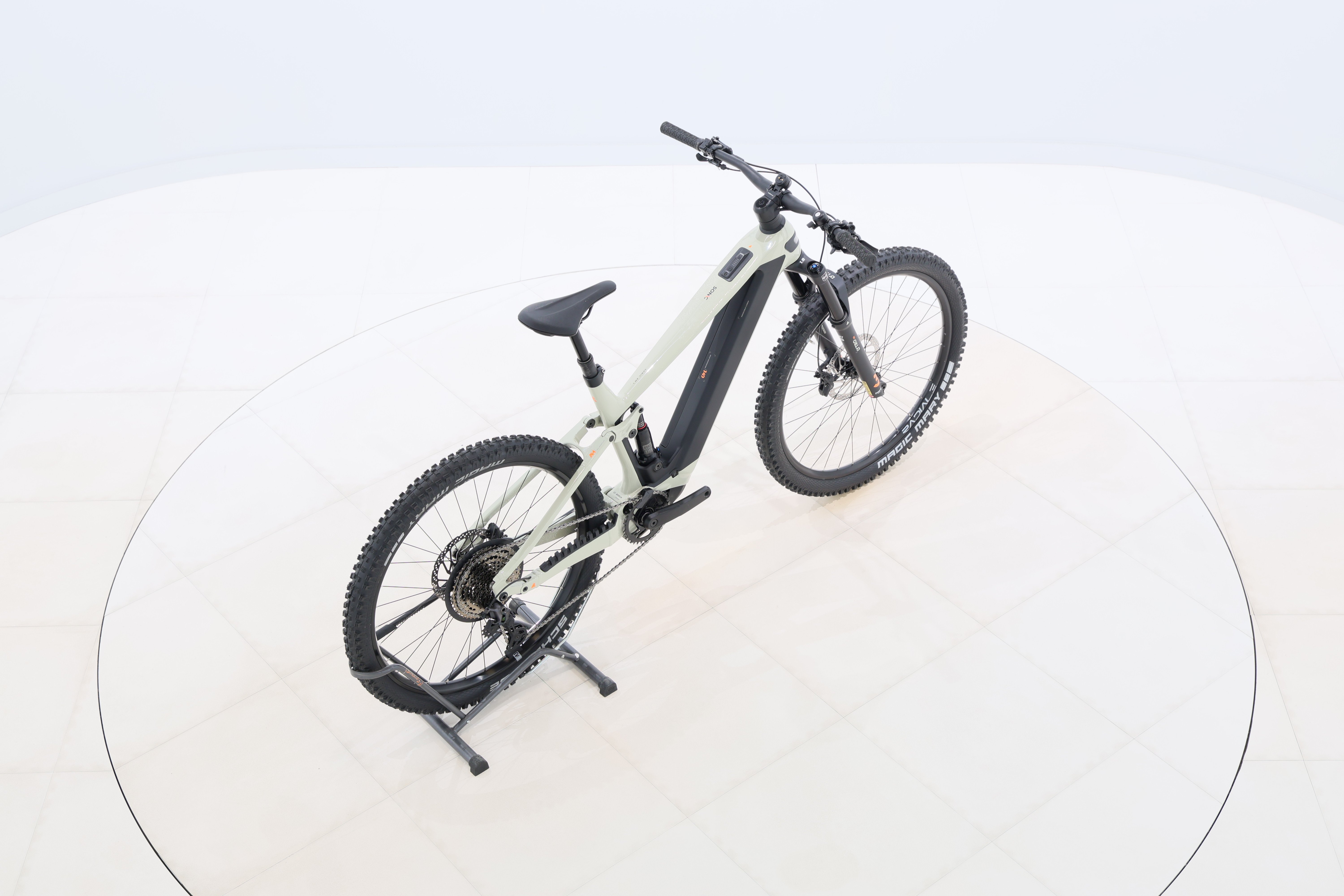 e6672654-8224-4912-ac19-cfa377001941