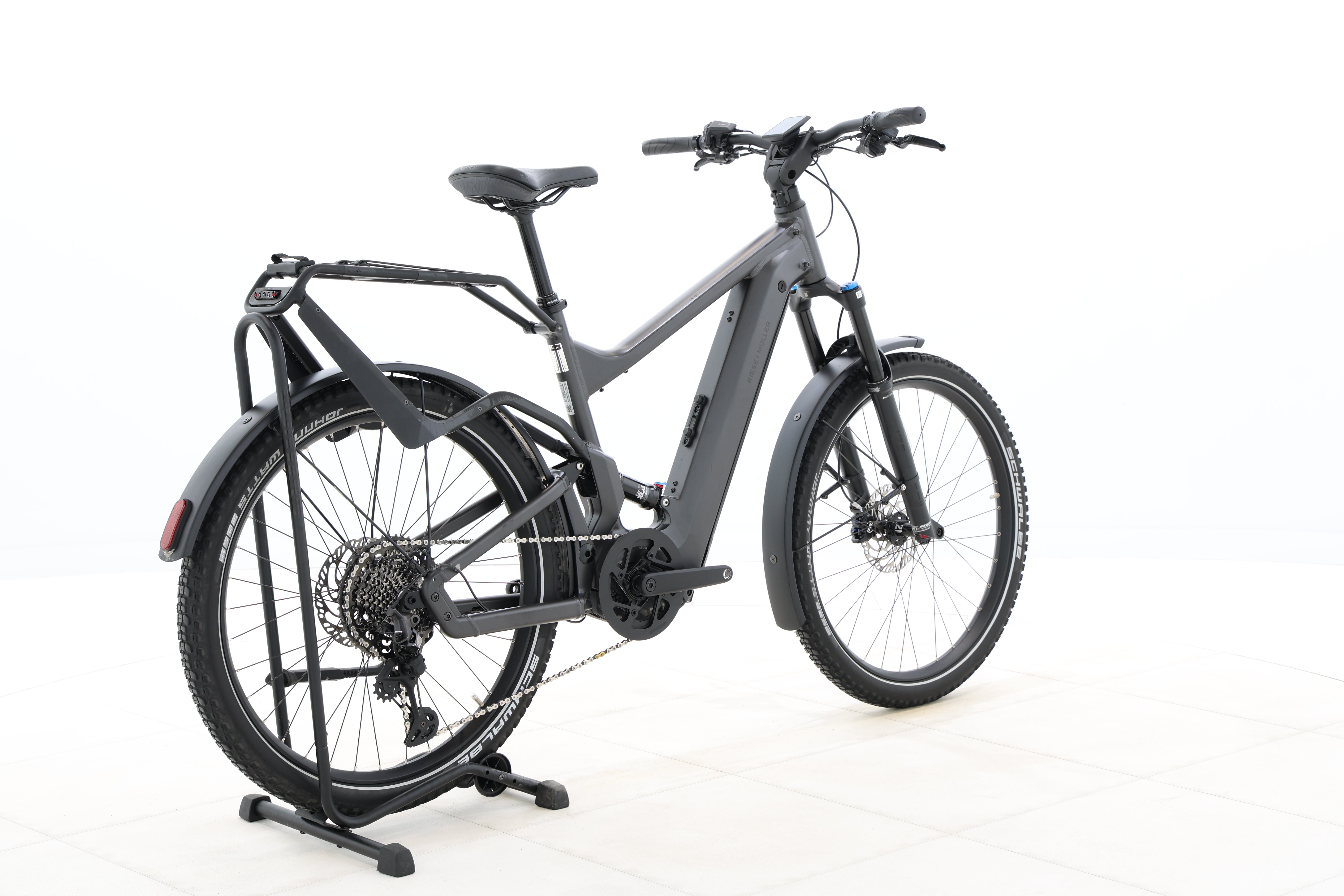 eb6d39ea-03be-42e2-90fc-f5ab53286028