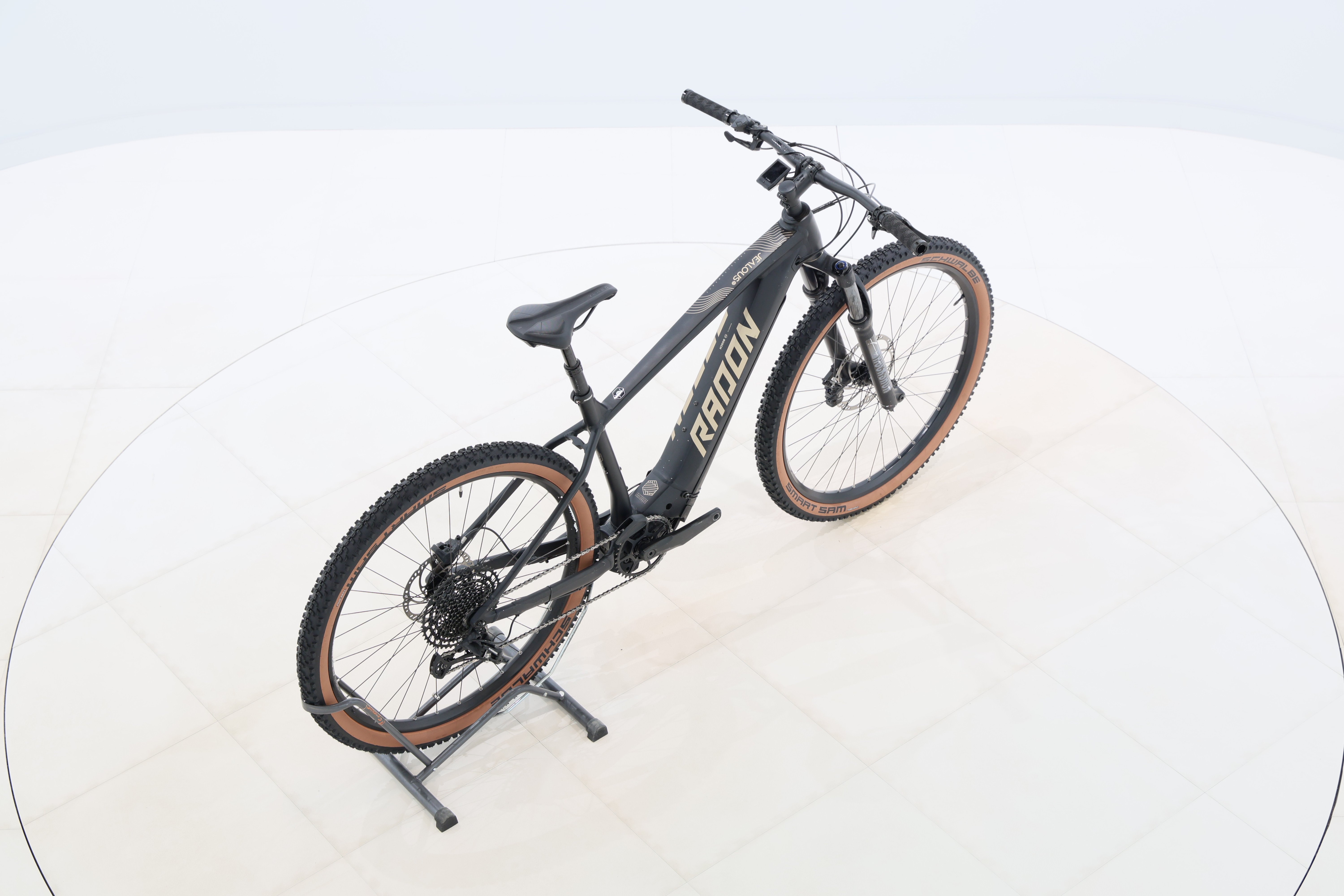 391e8554-6333-461d-9974-02f6b249bc3e