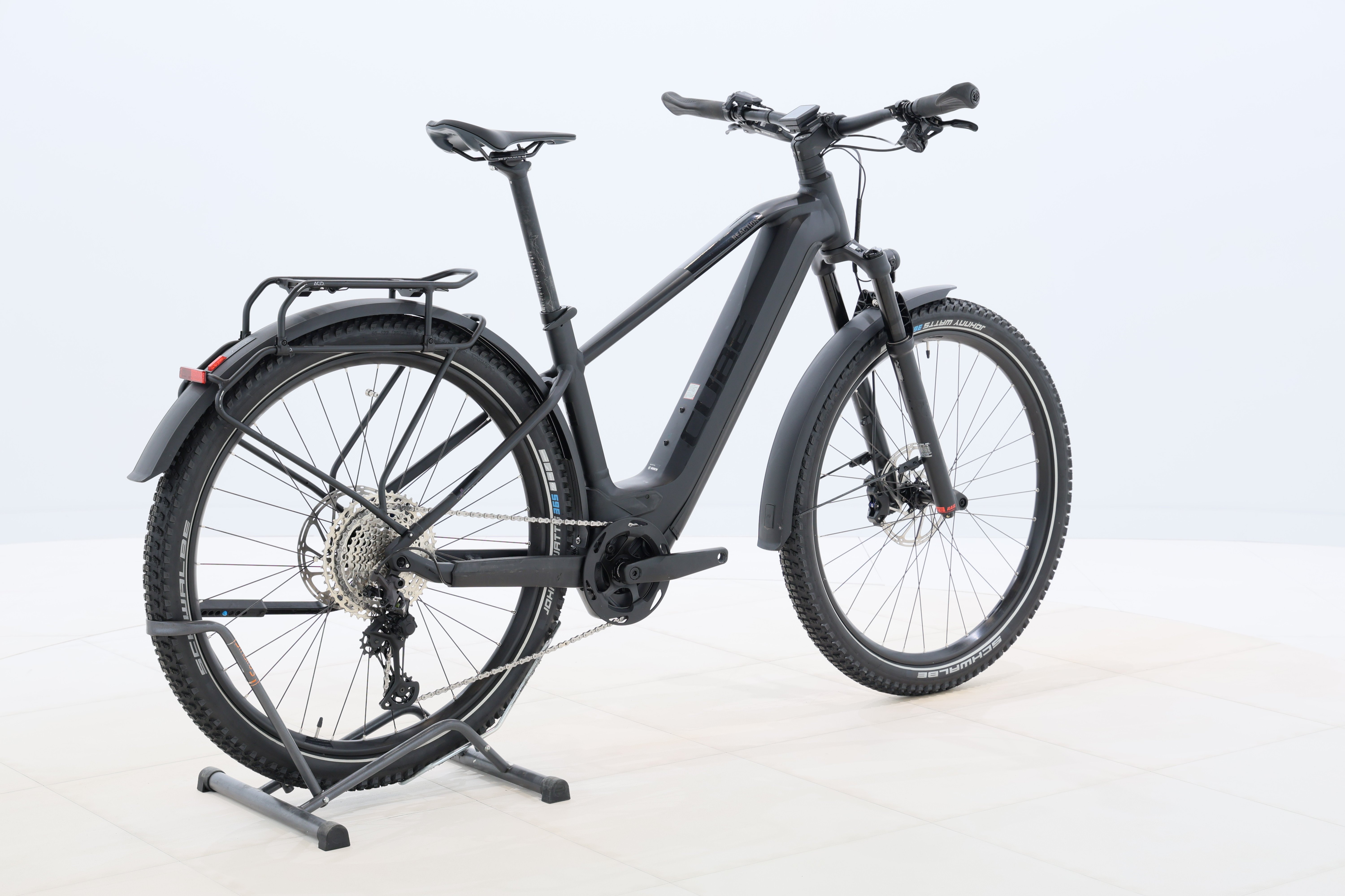 e1f71c9d-3dea-40e3-bf11-4194124ac197