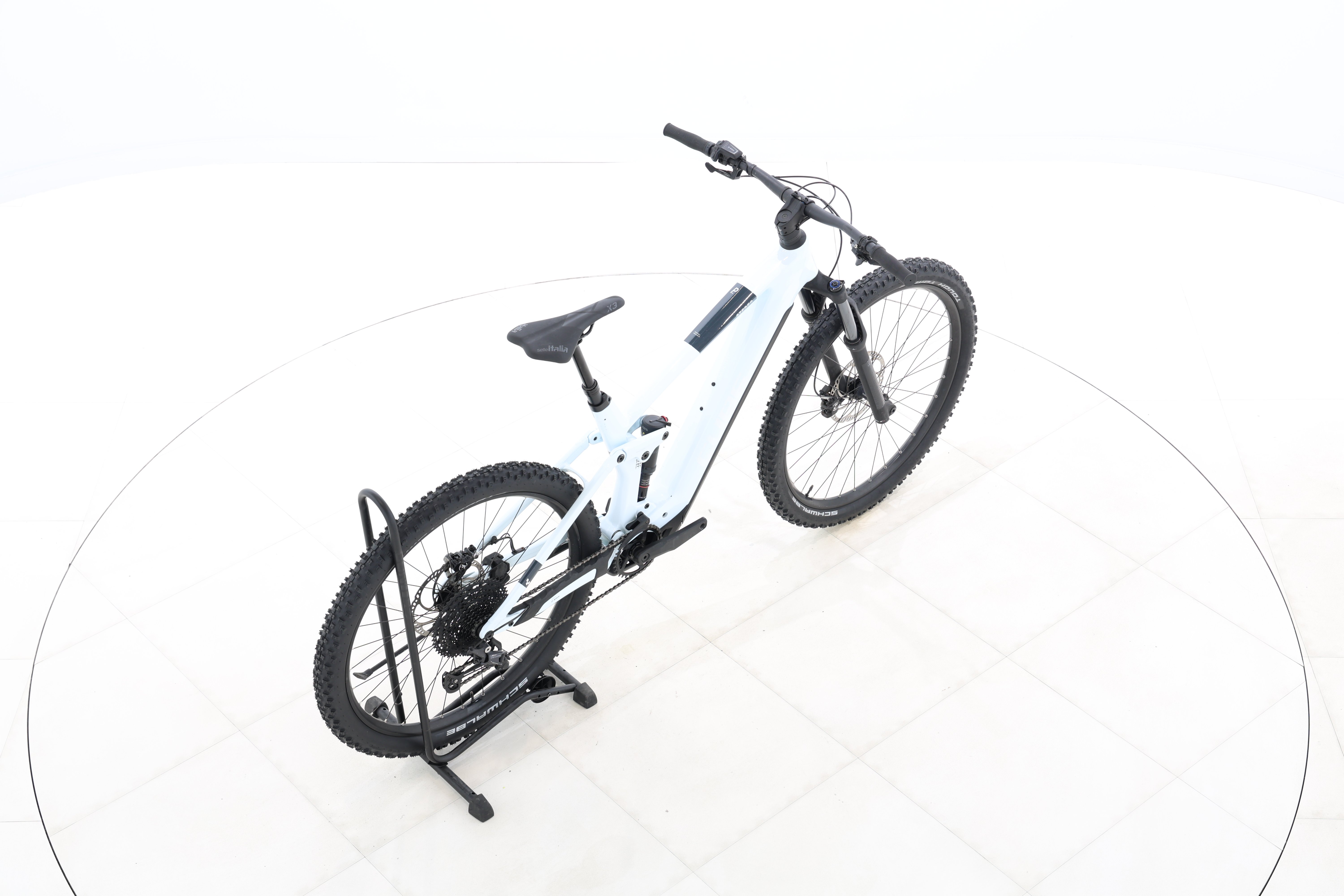 ea5d1c65-8cd3-4b46-af0e-b72f834d426e