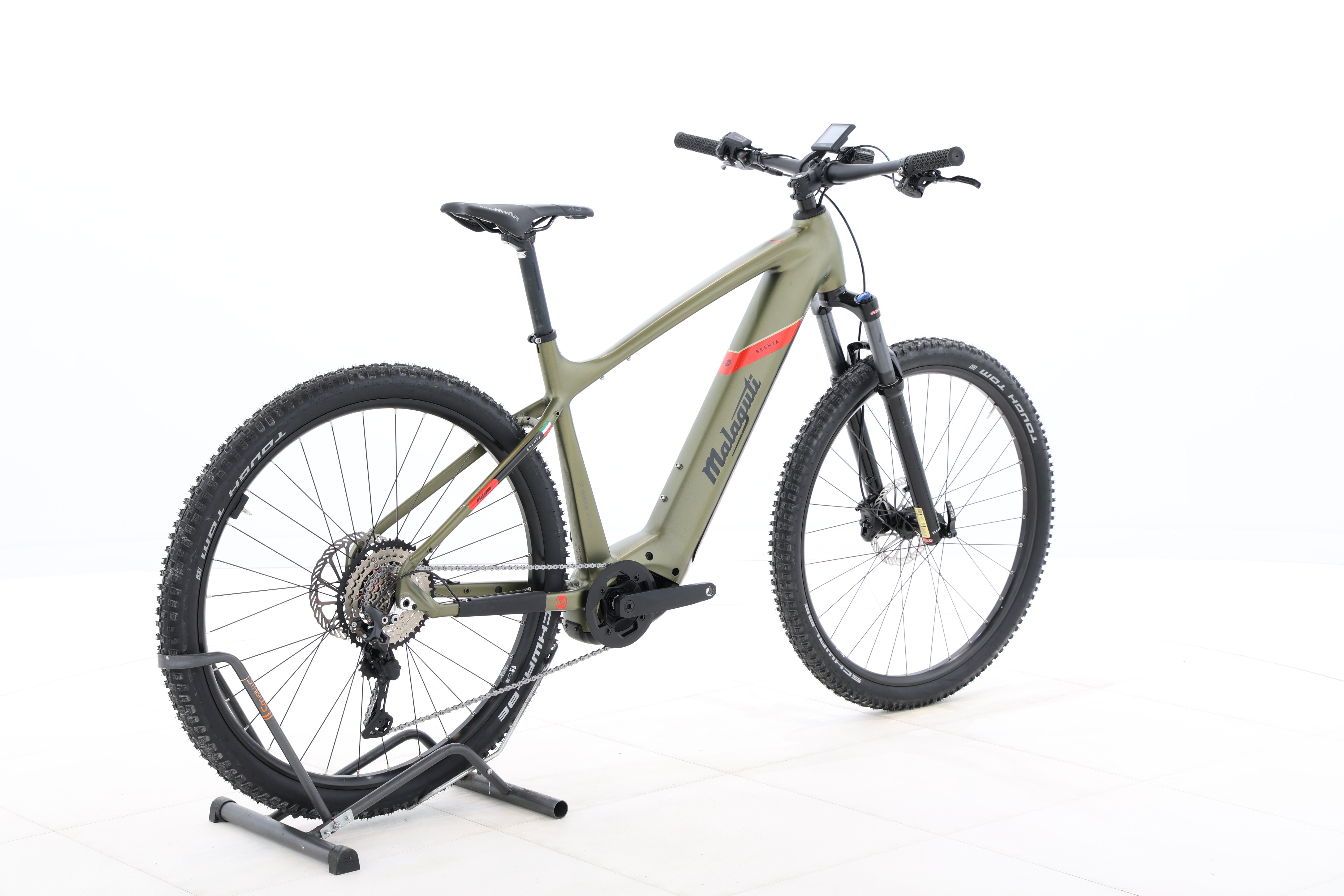 f0dd8298-b375-4d4e-bb6b-27d37ca12fe4