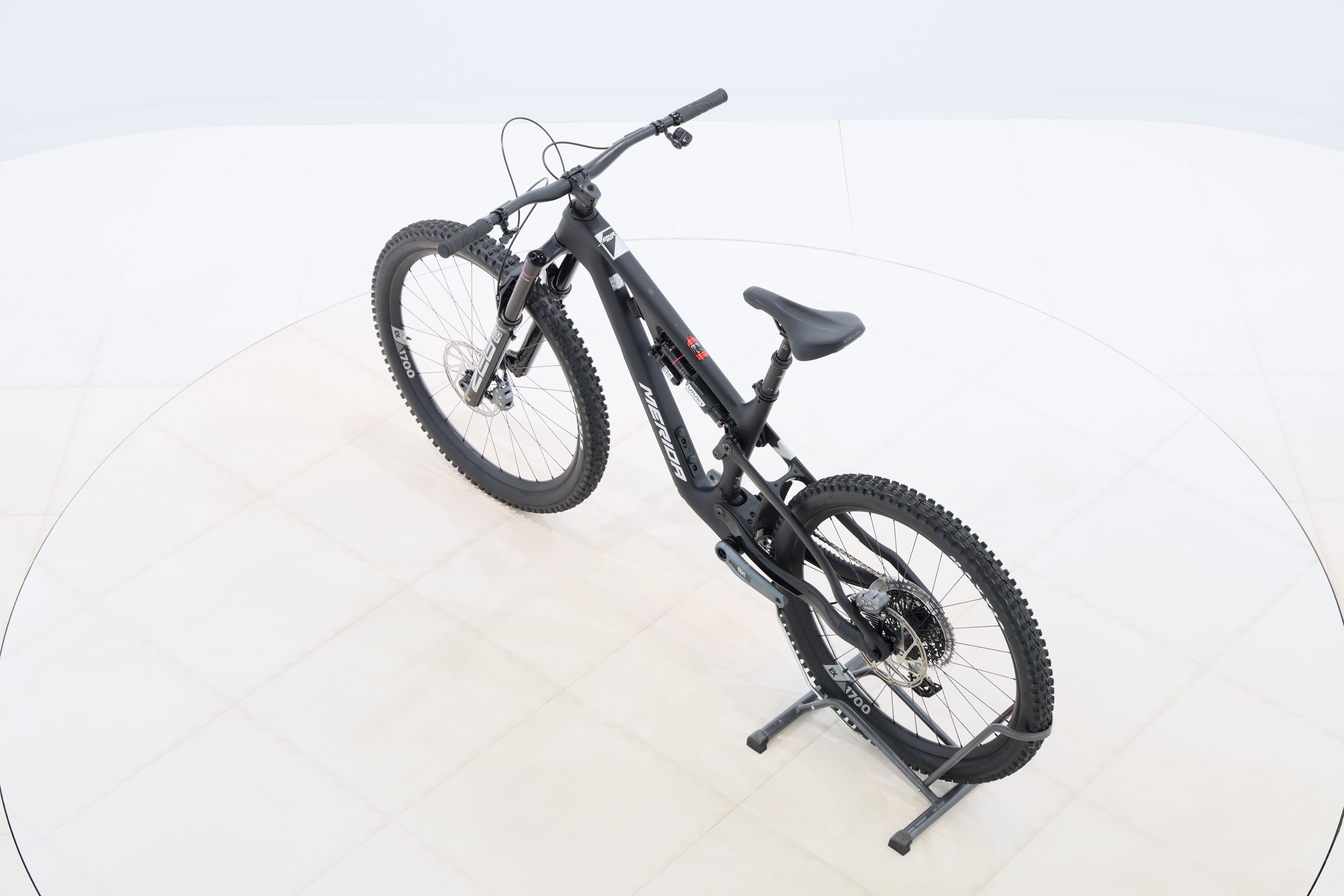 6eb6f4e5-6937-47ac-86ae-87bf5d0469de