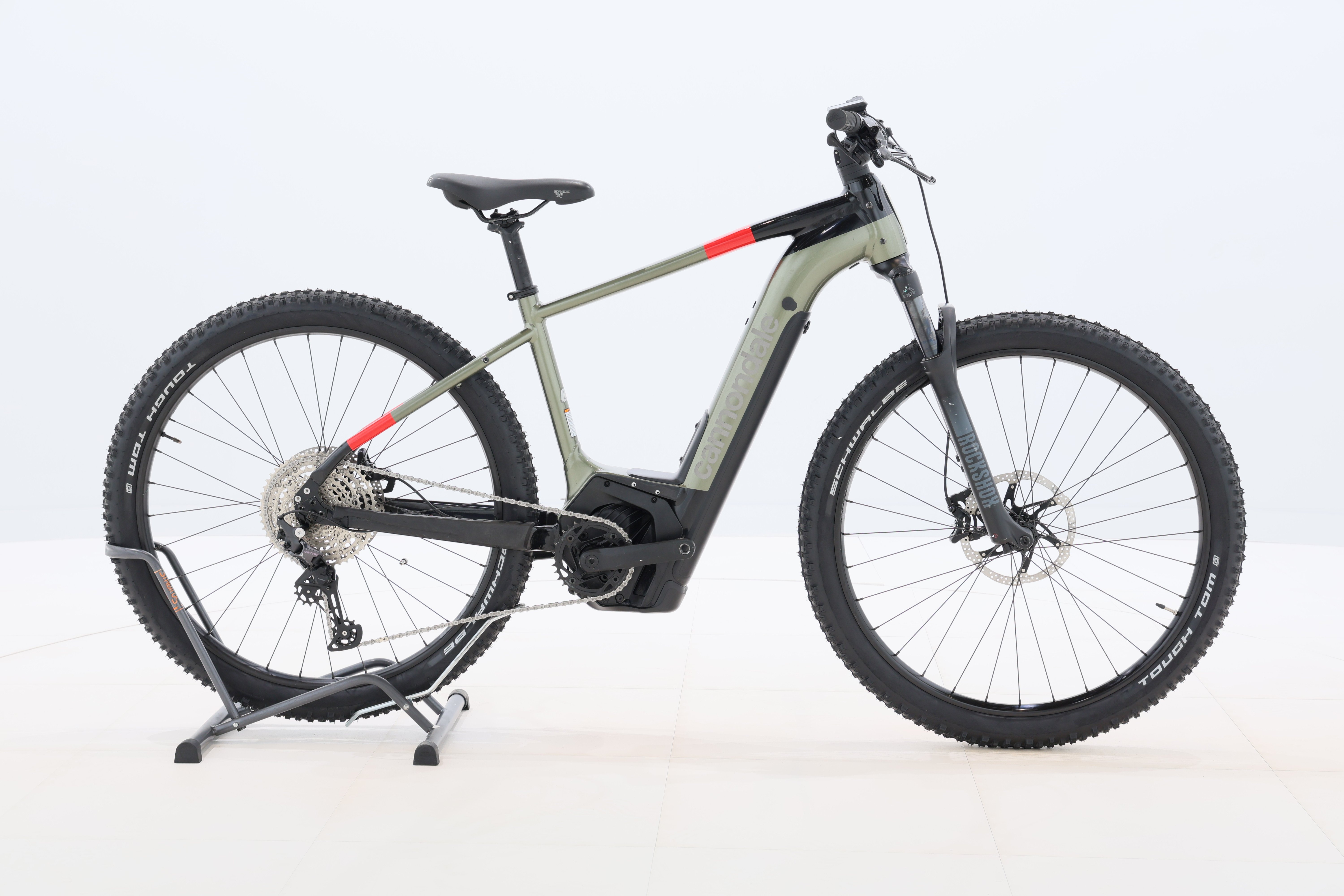 78eb9696-042c-409b-a5f8-db15c40e5fba