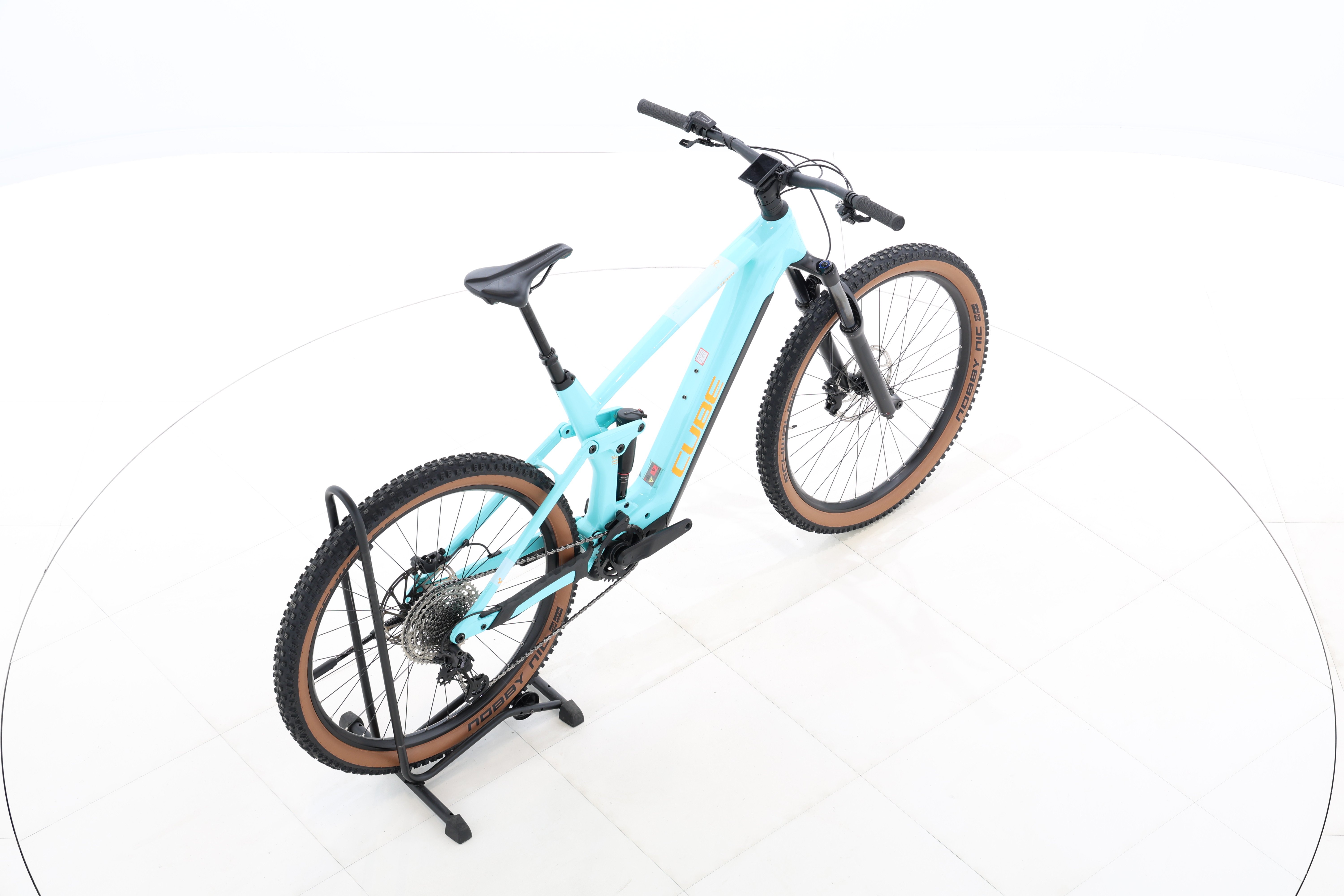 51e6ccf6-b5c9-4b79-b3c6-2bccd2a016af