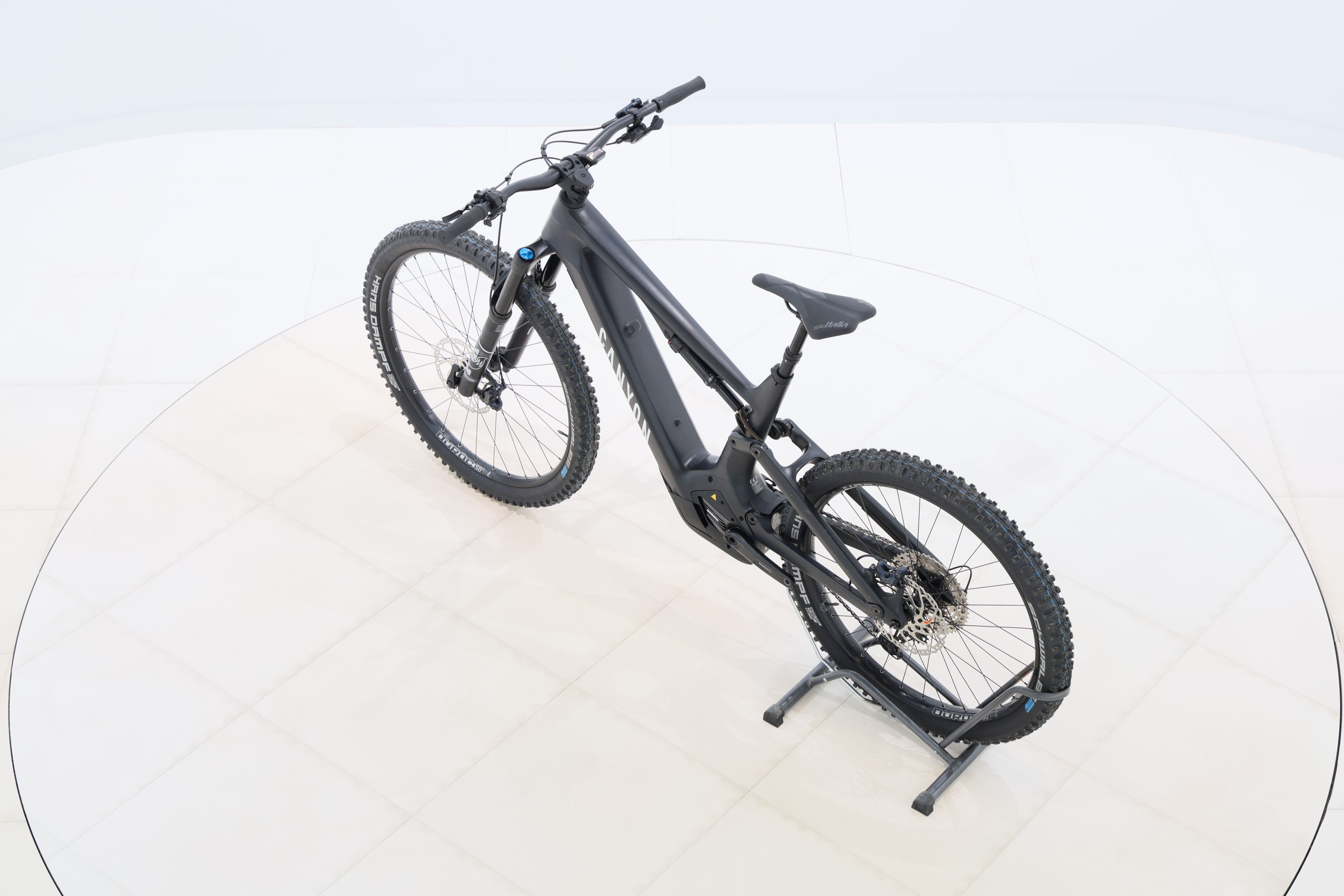 0b5ce323-e577-455f-8818-82c633f3bc89