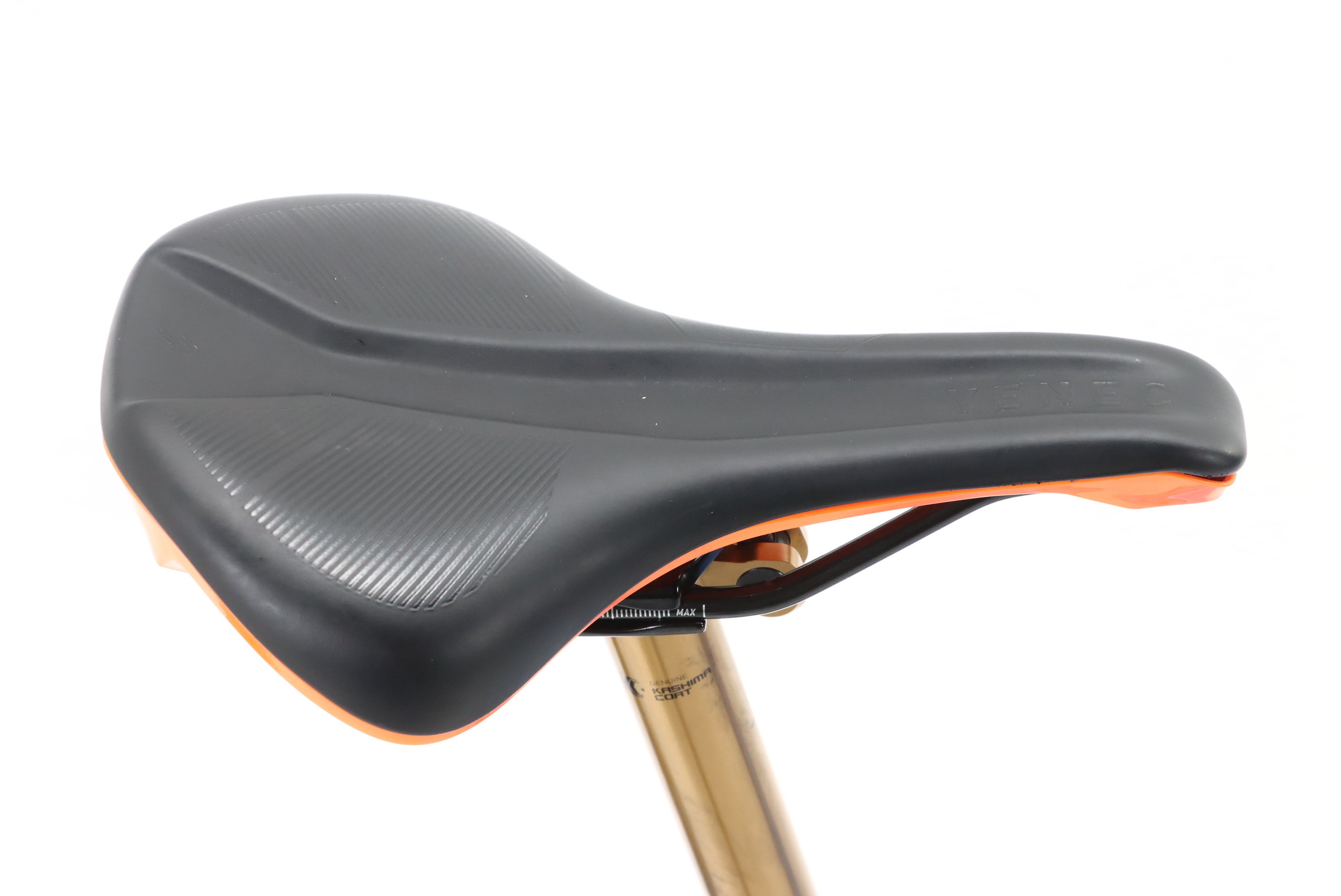 706234b3-f76b-4606-bc67-d70e9fd8319a