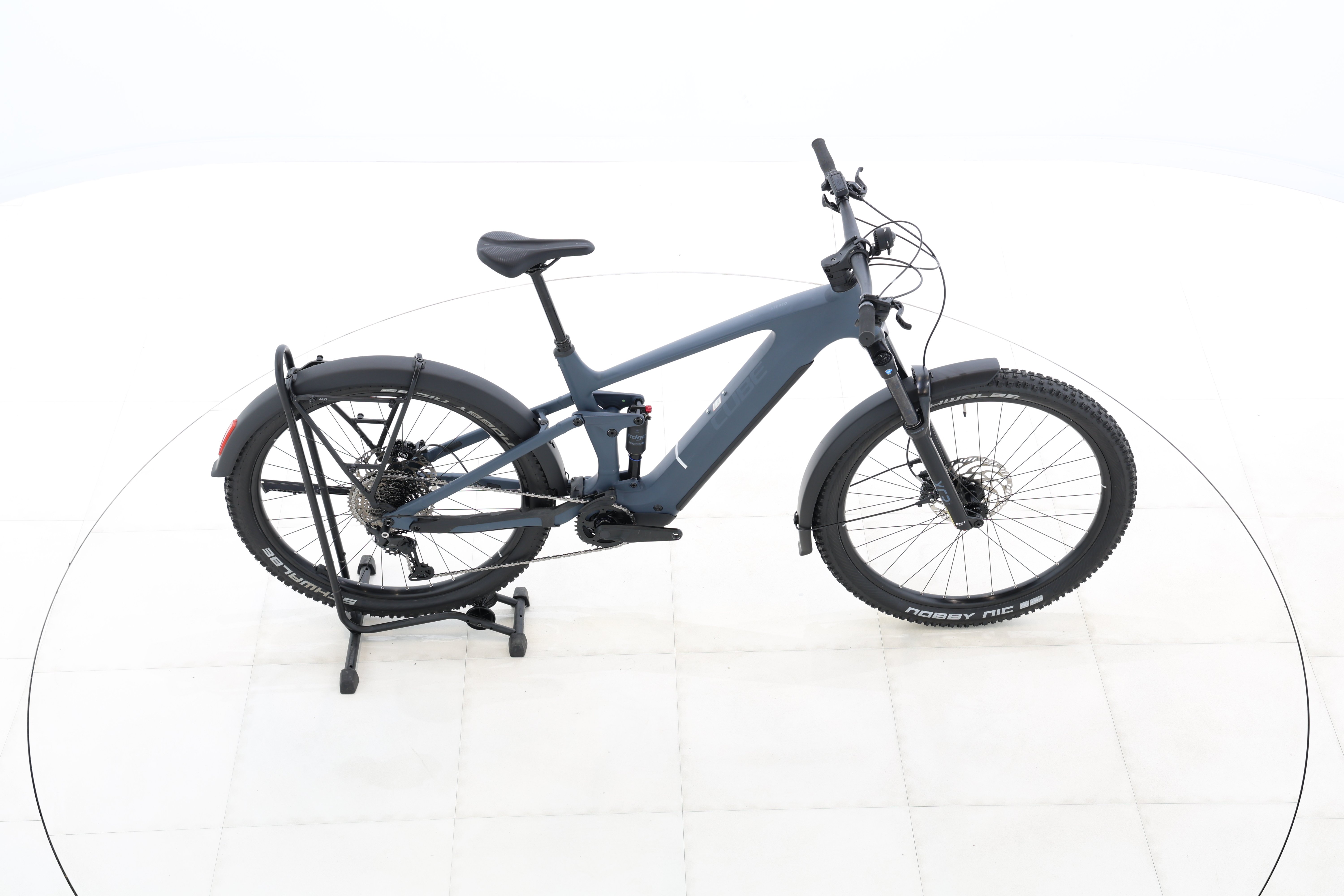 3f5cd1e7-e868-4bb9-b8c5-0ffb56fc099a