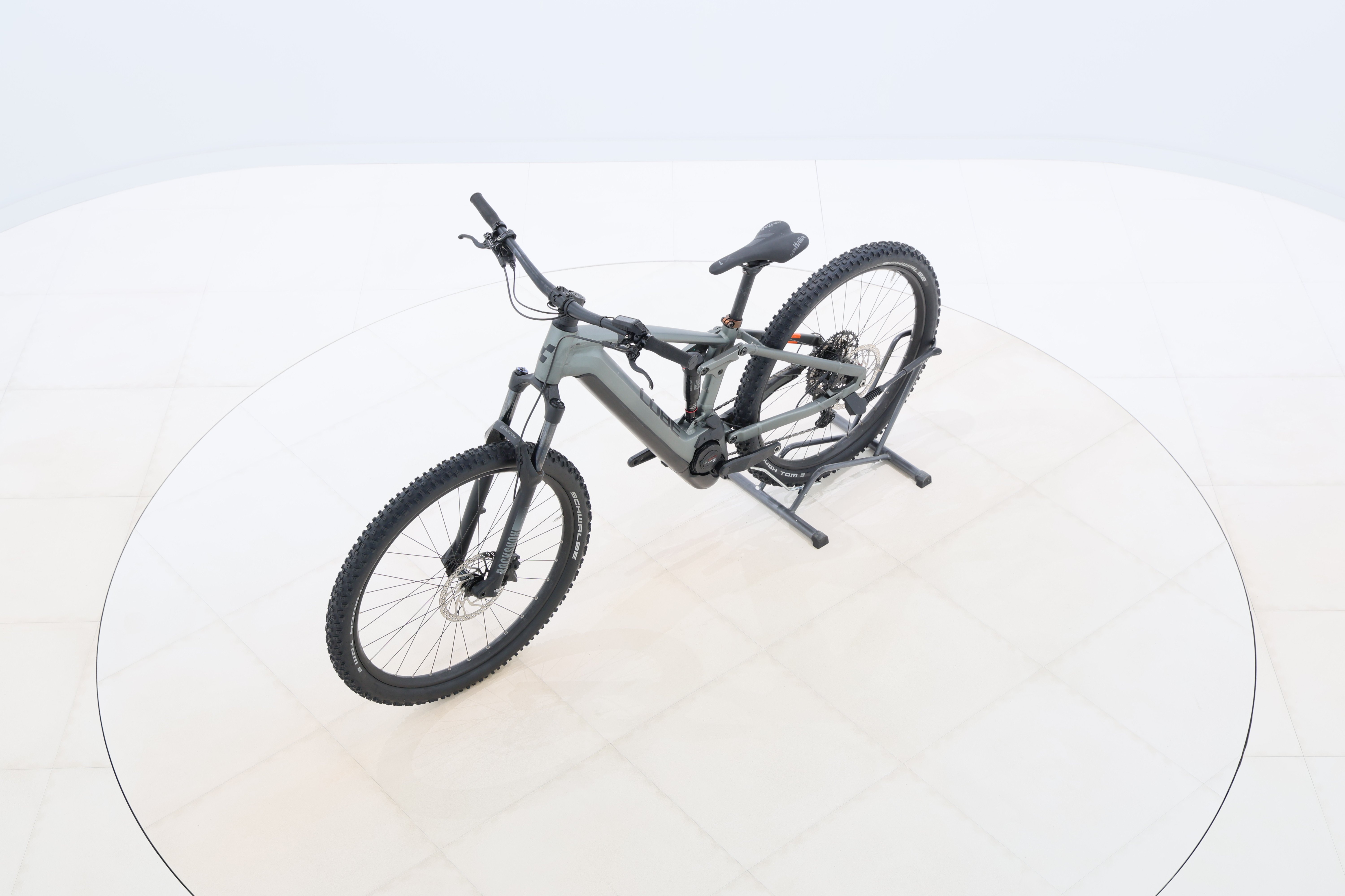 c242e9f5-5989-4348-a67b-4810be33f2b5