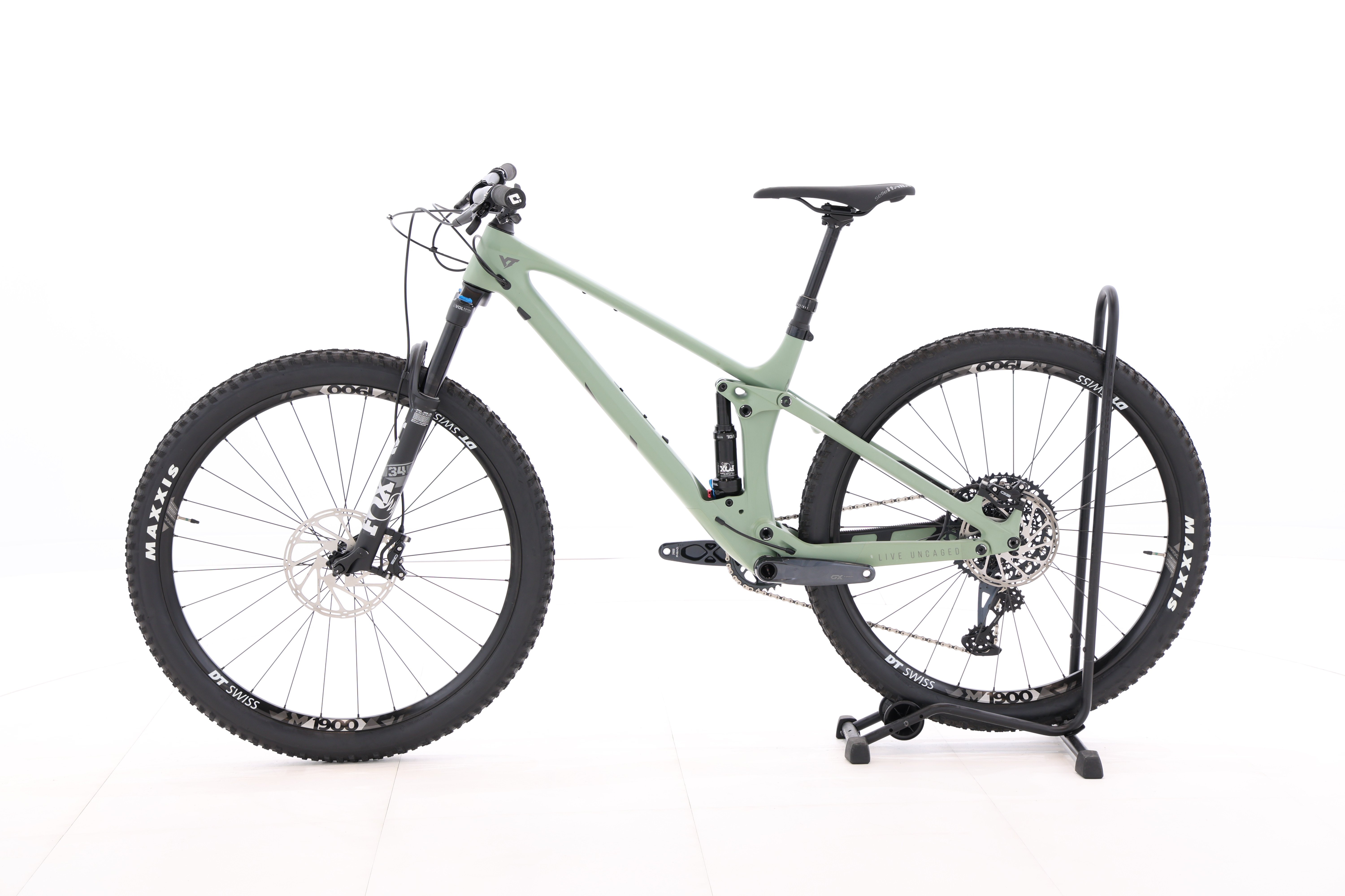 9bc1f594-db0a-46ca-a866-4f4d2f62d64b