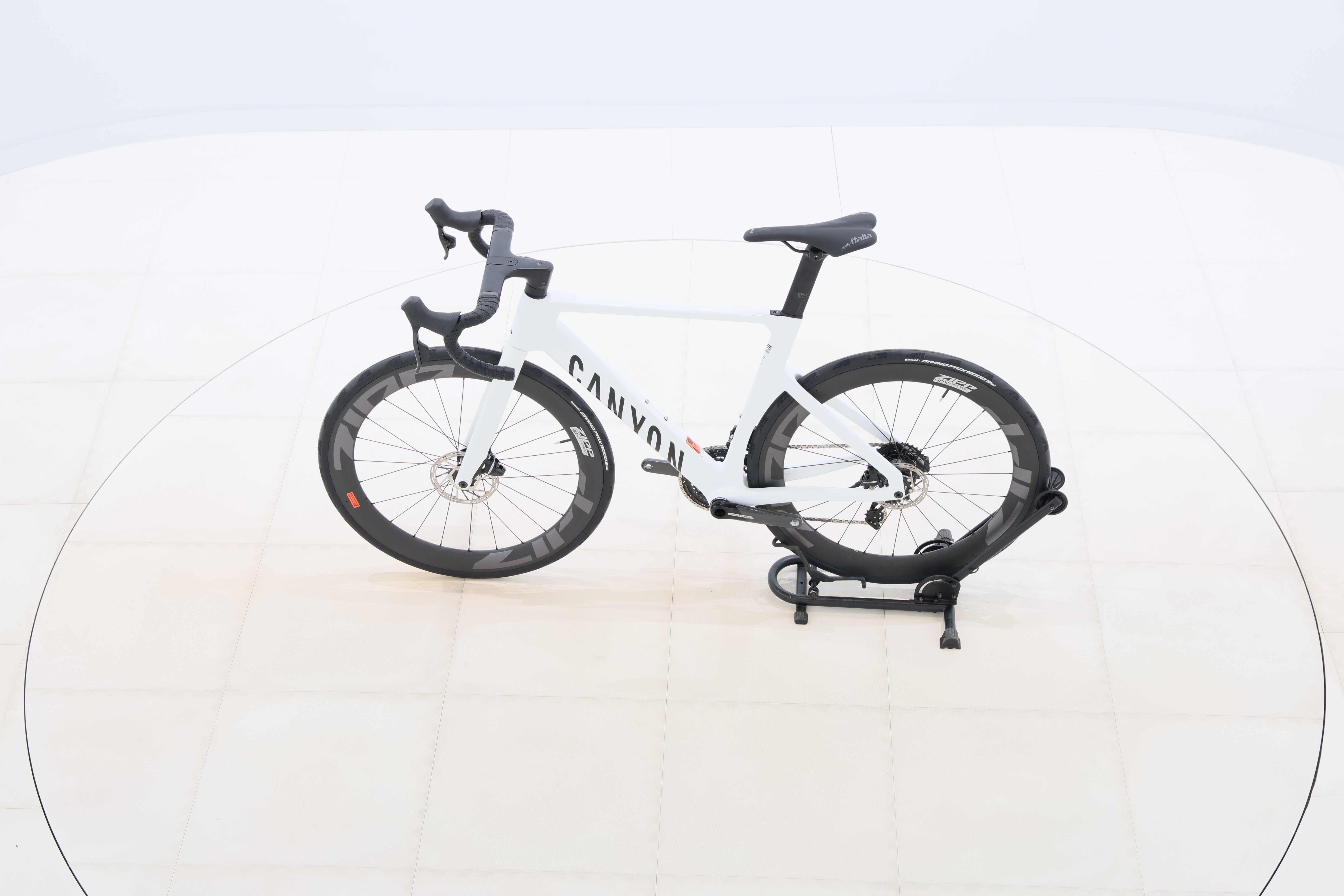 ea64de74-9a7d-48e8-9afb-611ec0bda349