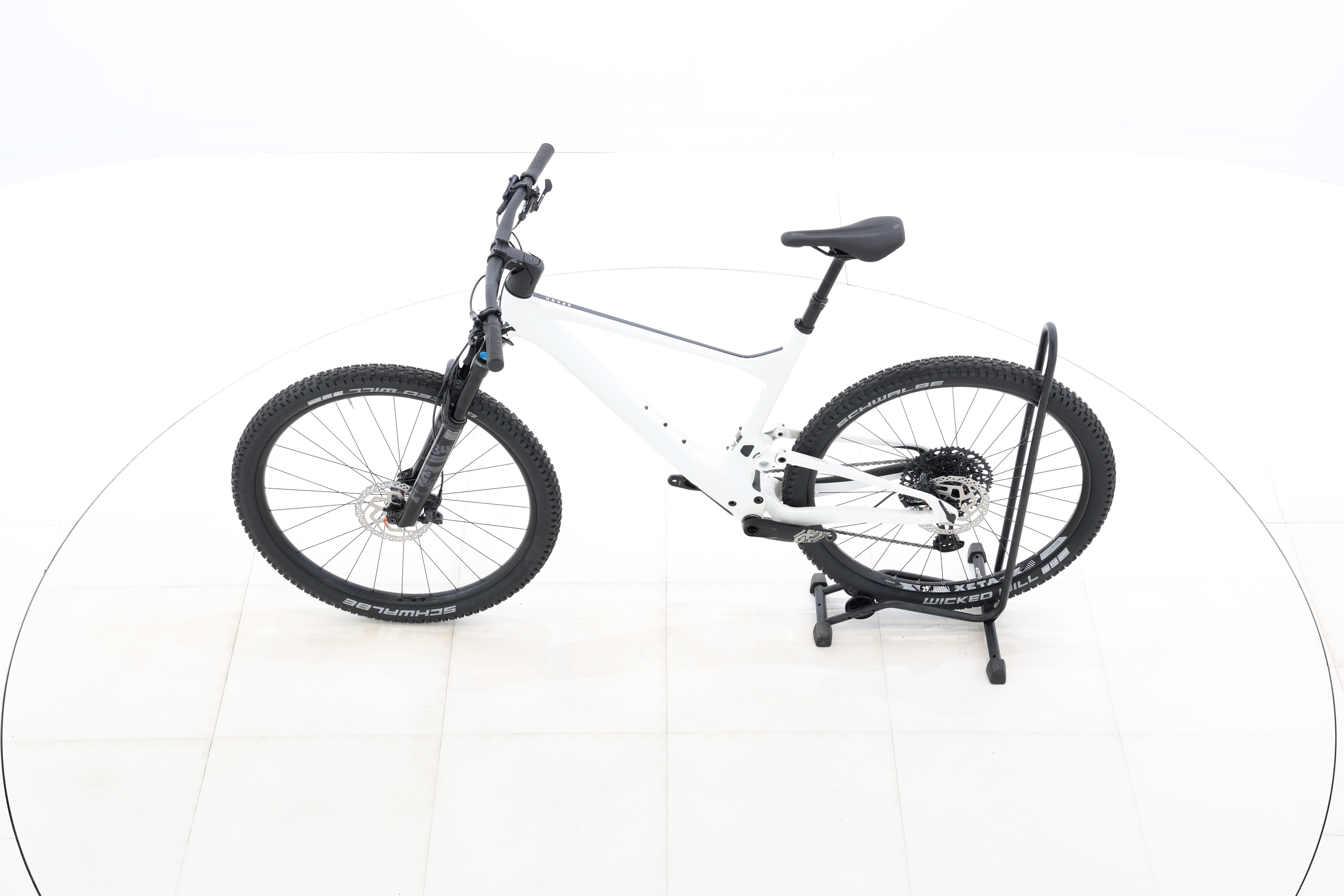 a3bcdefa-7d93-463a-a3b8-5b76d6c471b6