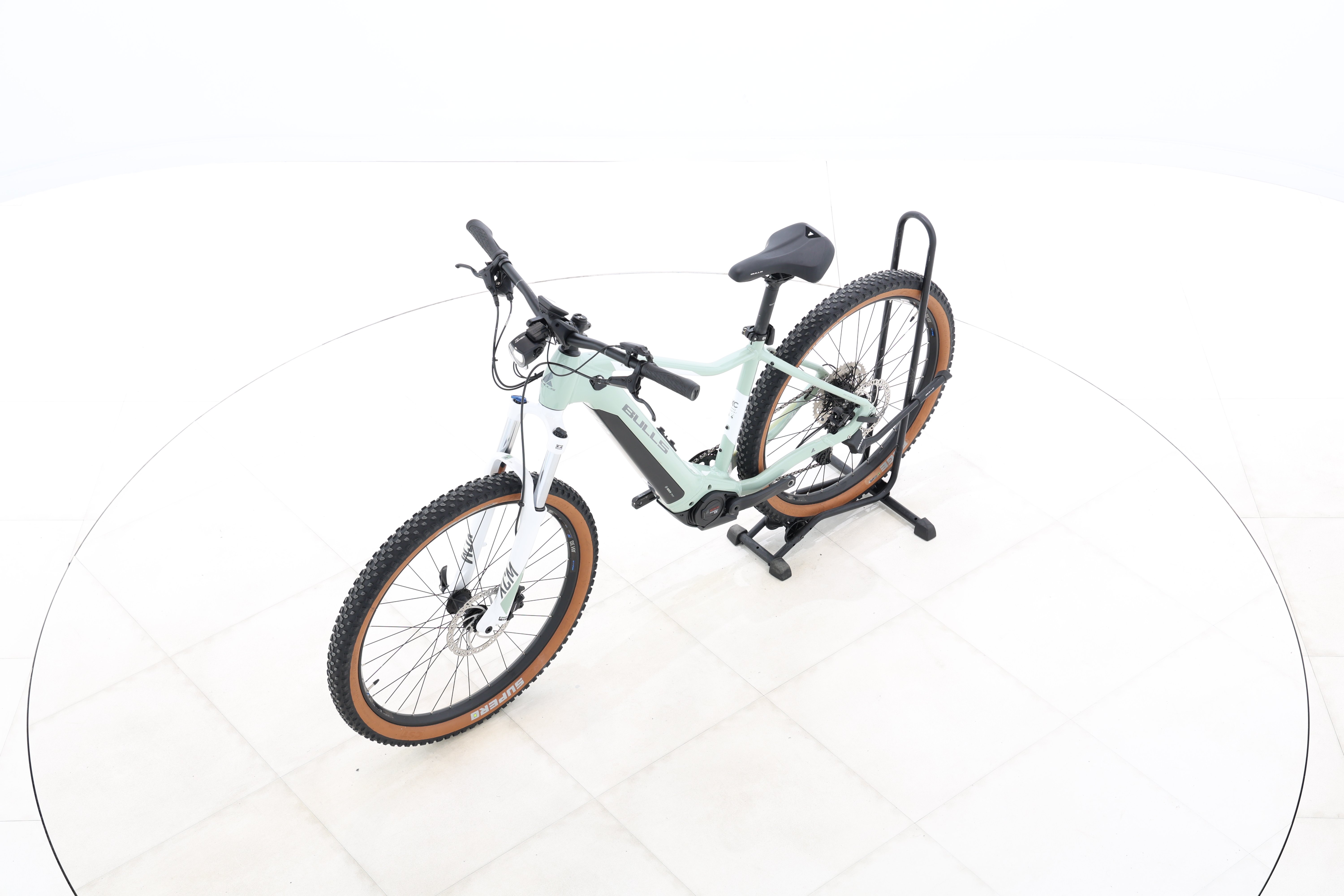 a0131431-d4af-43fc-95b9-93d72fa5f30d