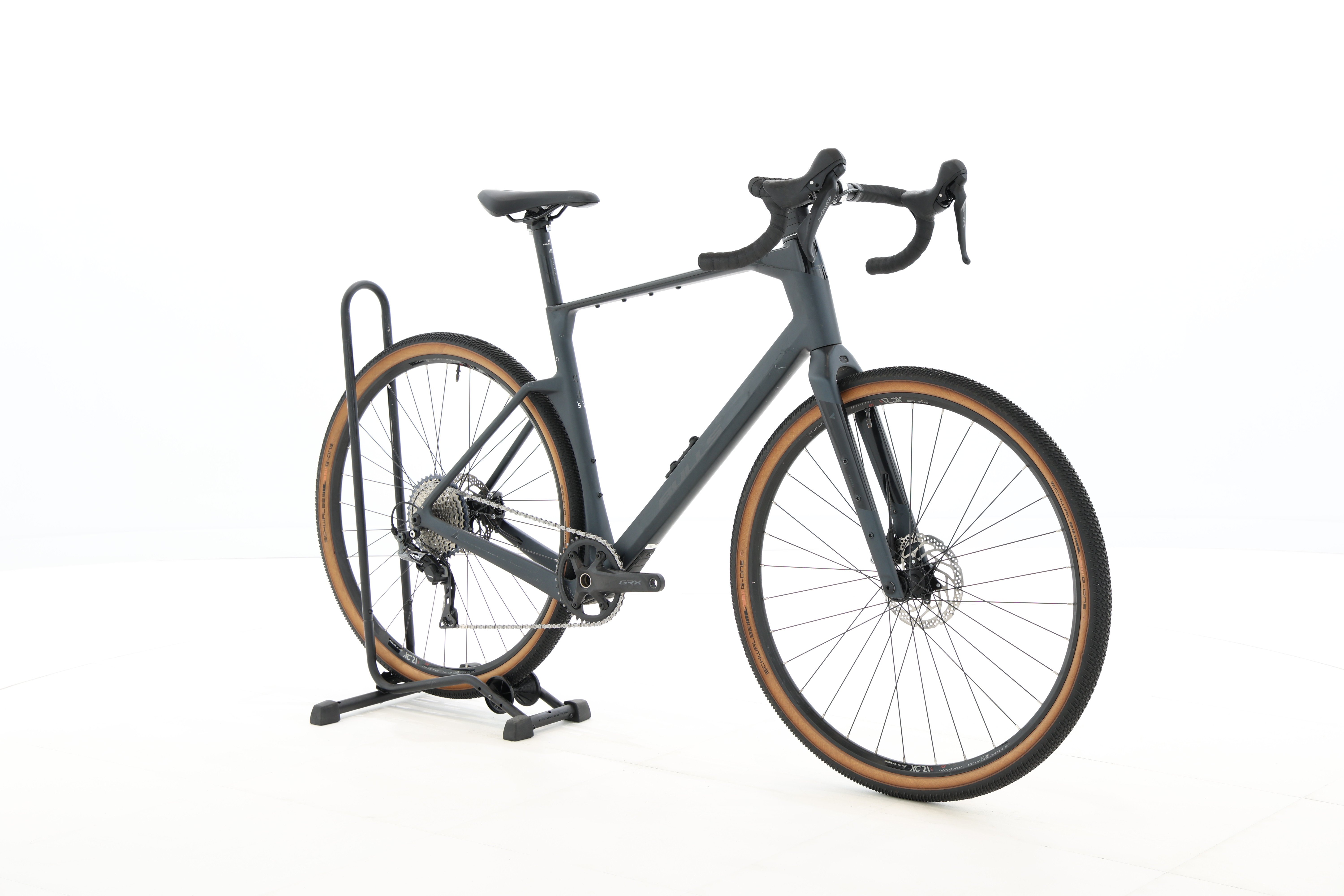 8c9b3929-4efb-4469-a162-49757086065e