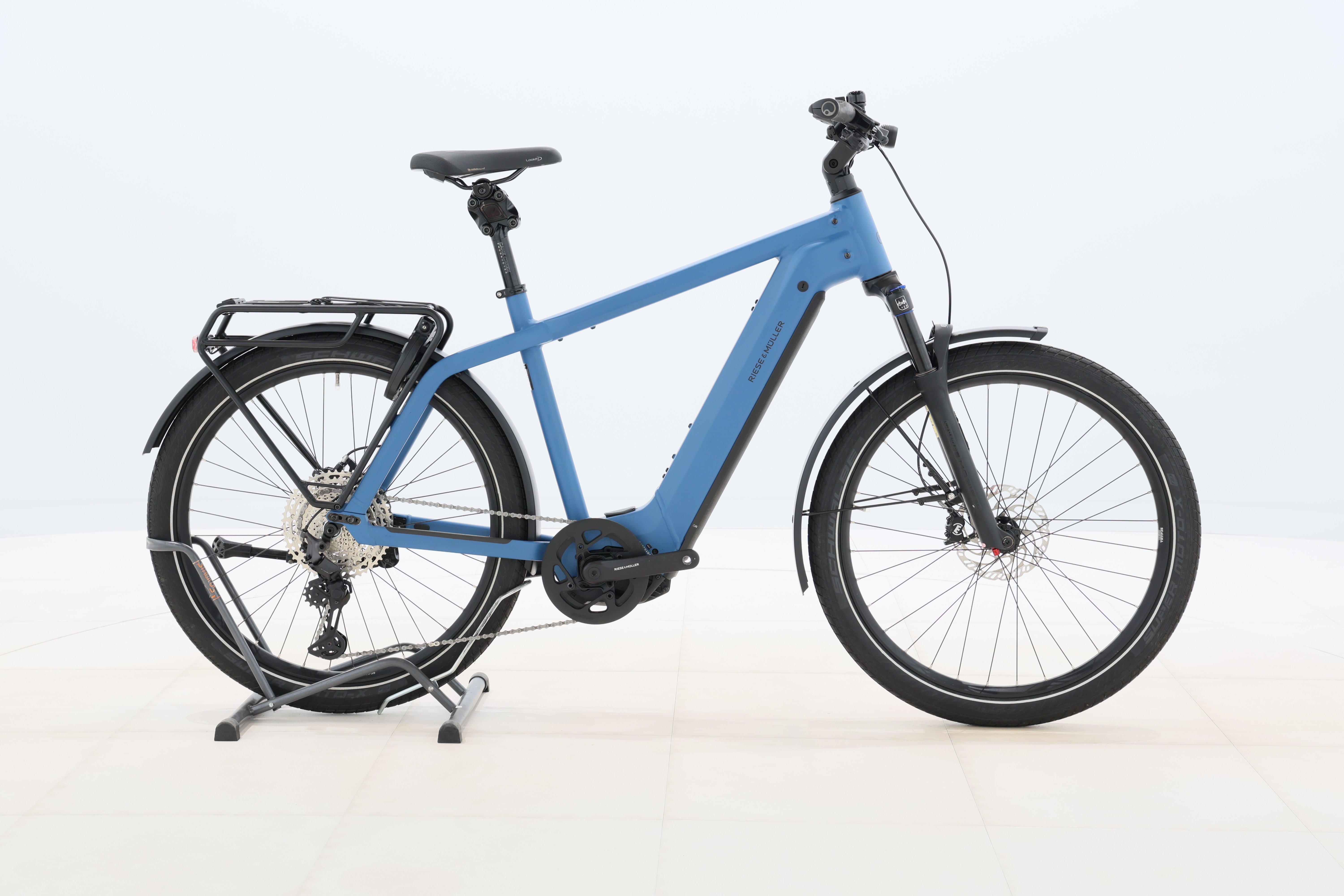 bdf270c4-25d3-421f-a6c2-ed1656078ed0