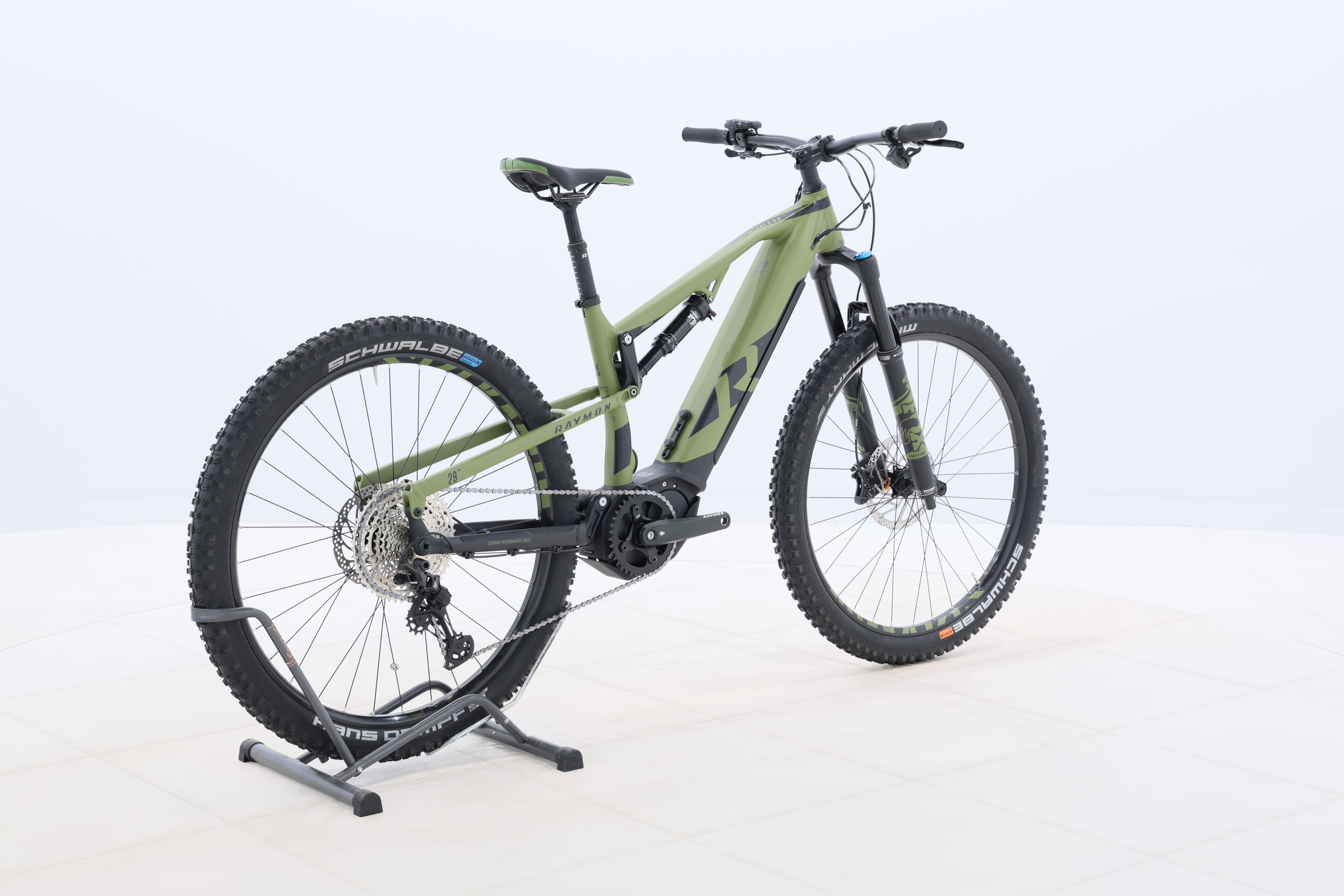 9ca96efb-c596-42b0-b1d0-e6db7bcb9628