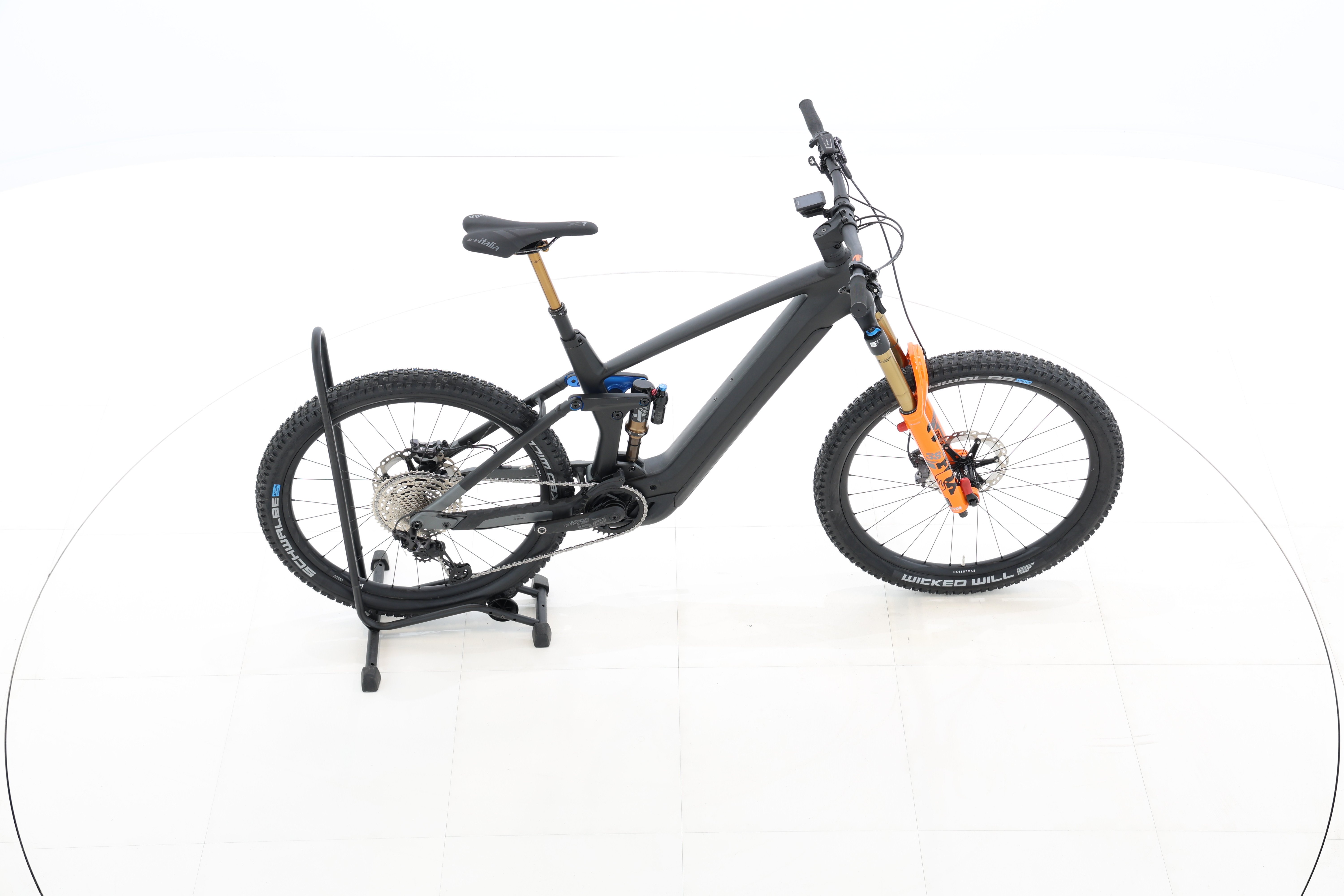 cfd04cc8-986e-430e-b1a7-7f8056e2e43f