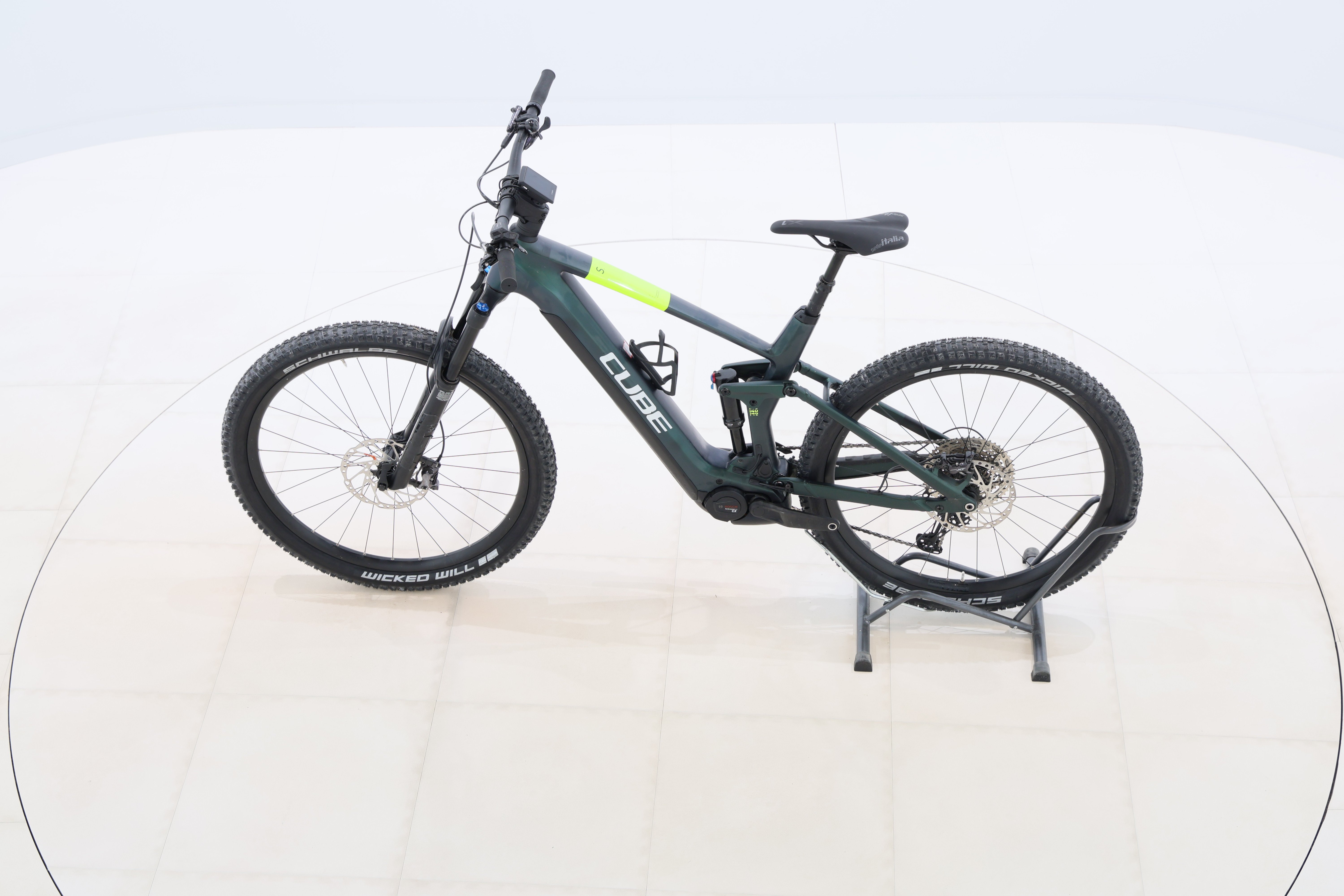 6b7956c3-4d76-482e-a102-7a24702851ab