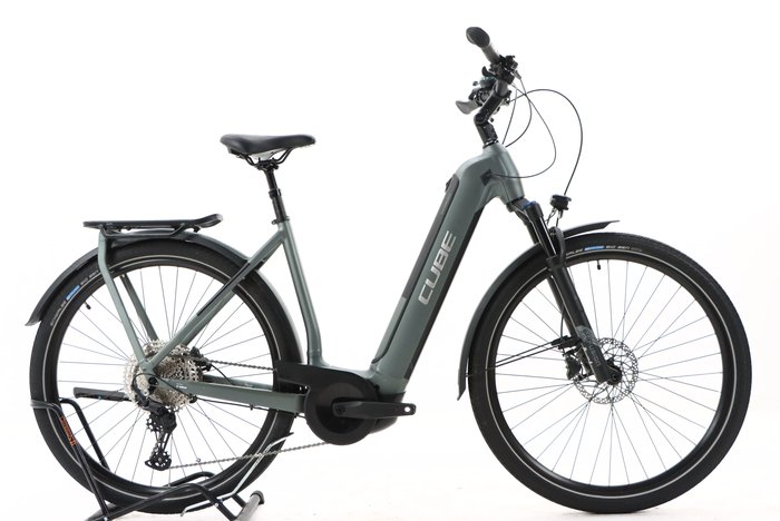 Cube KATHMANDU HYBRID PRO 750 2023