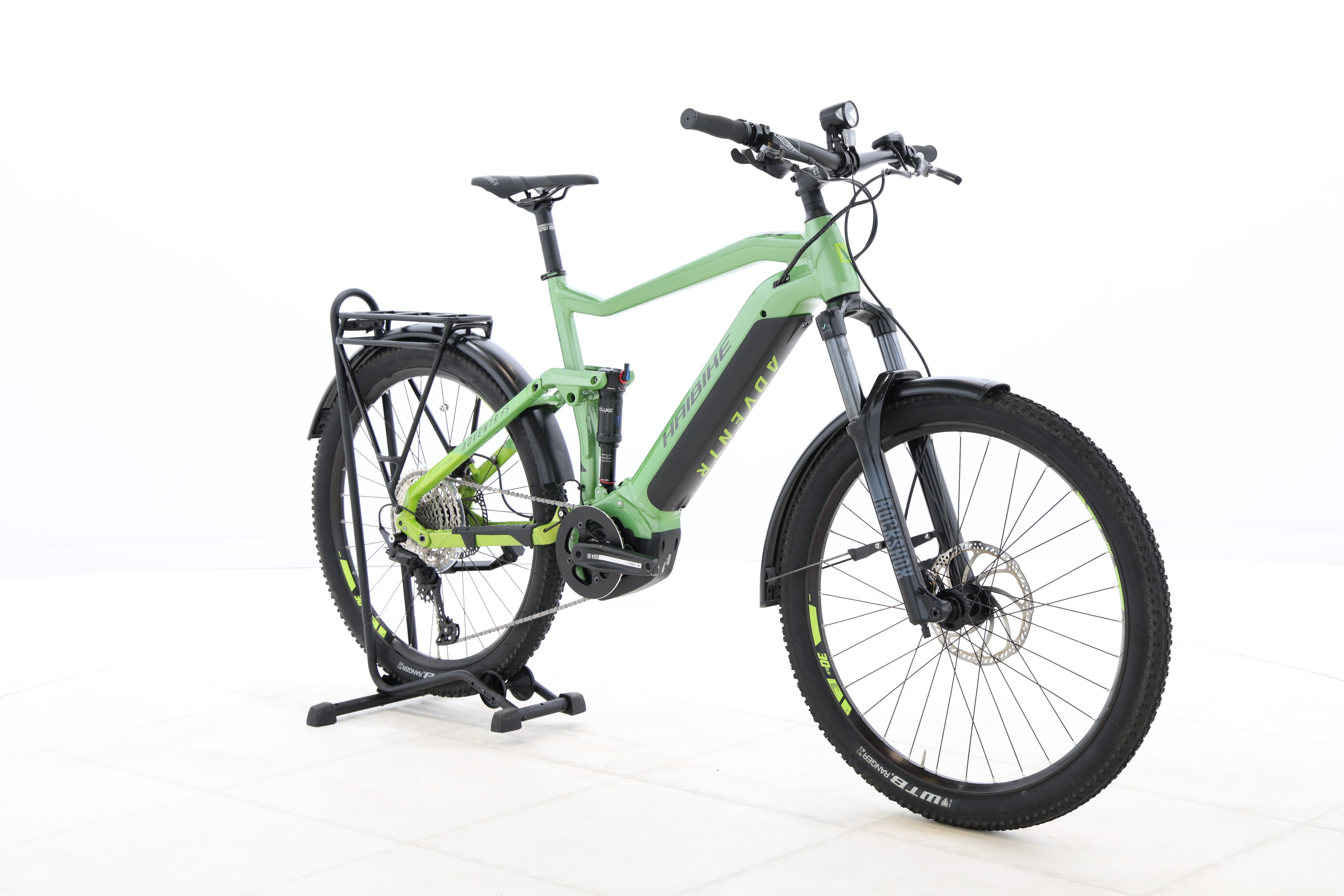 df9880dc-f6e8-4e2d-ae29-8a7b22211d90