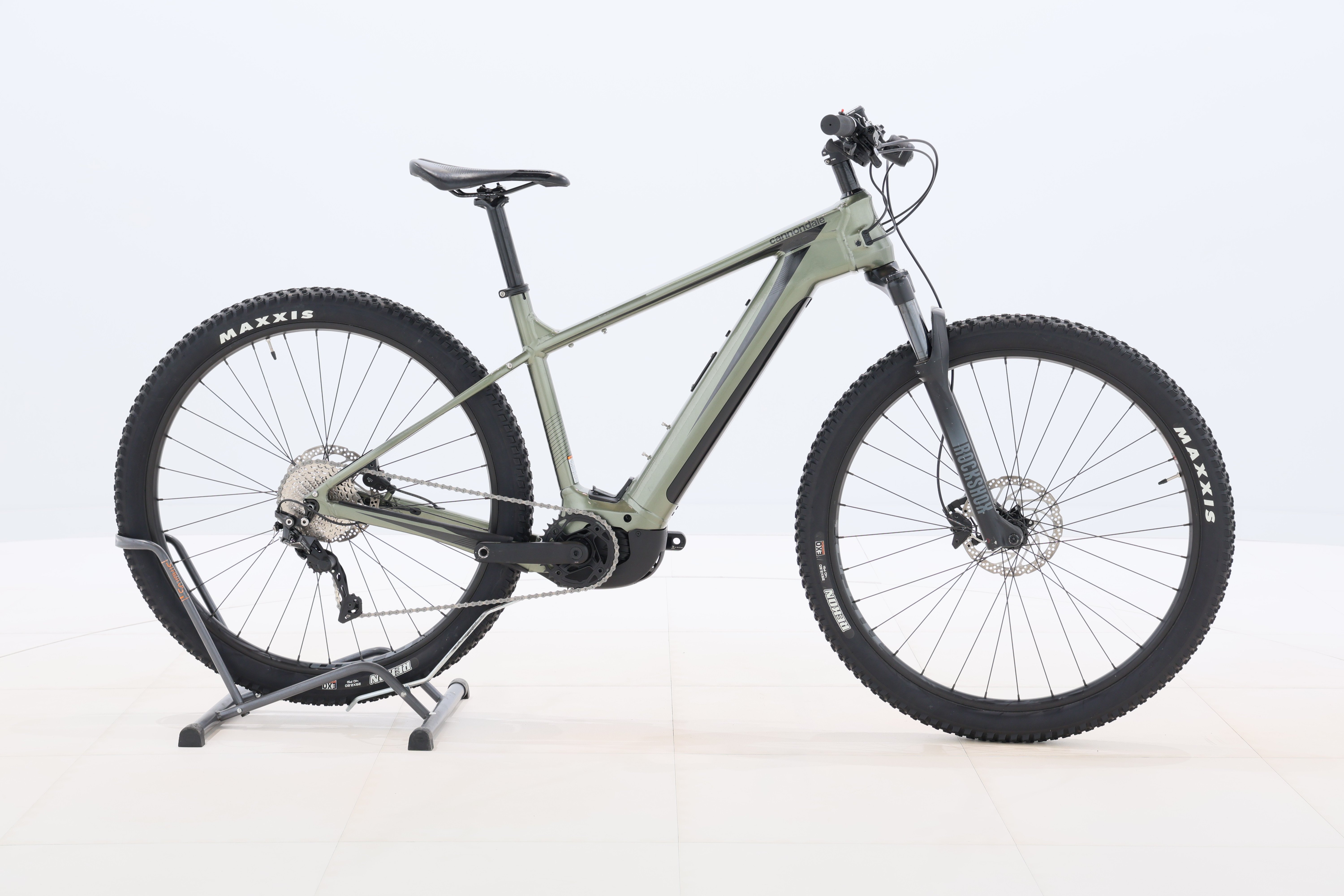 9f2ccb0e-58b5-406a-a3ed-dff28c5bbf7f