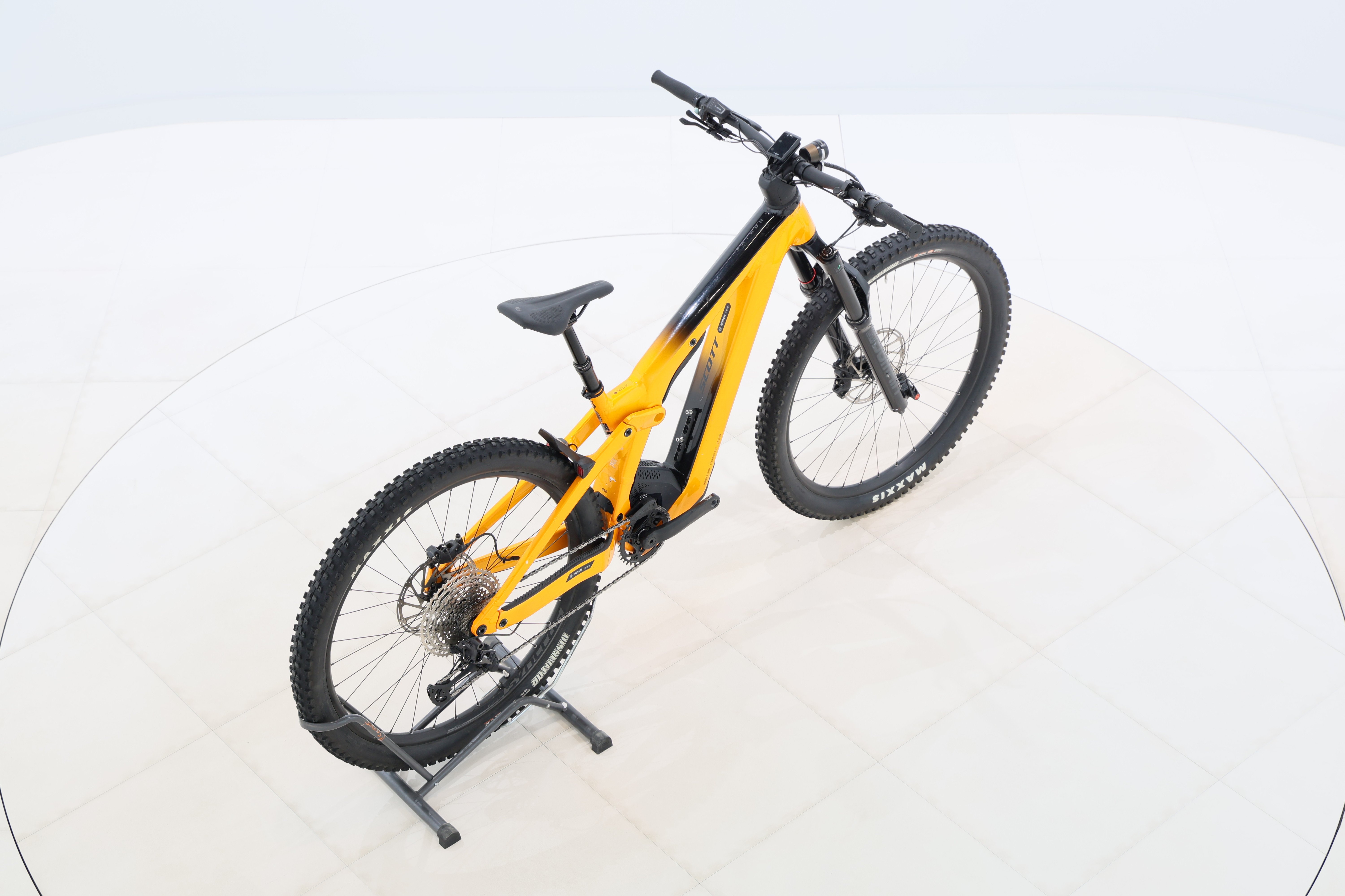 d74ee1d4-bac2-418e-85a6-e802173c5a09