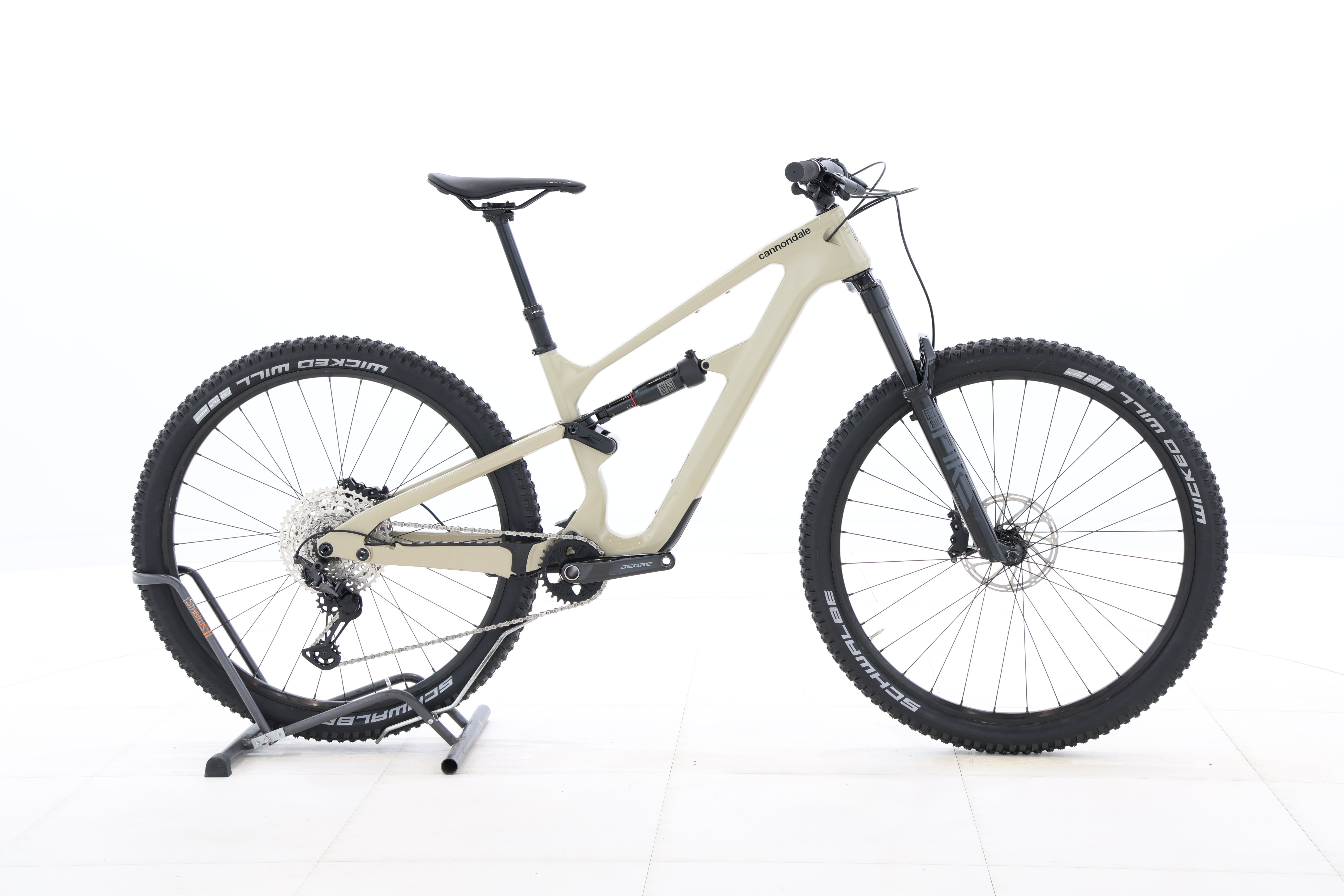 718d2b3b-2fc1-4836-9ff9-563a5cc10c09