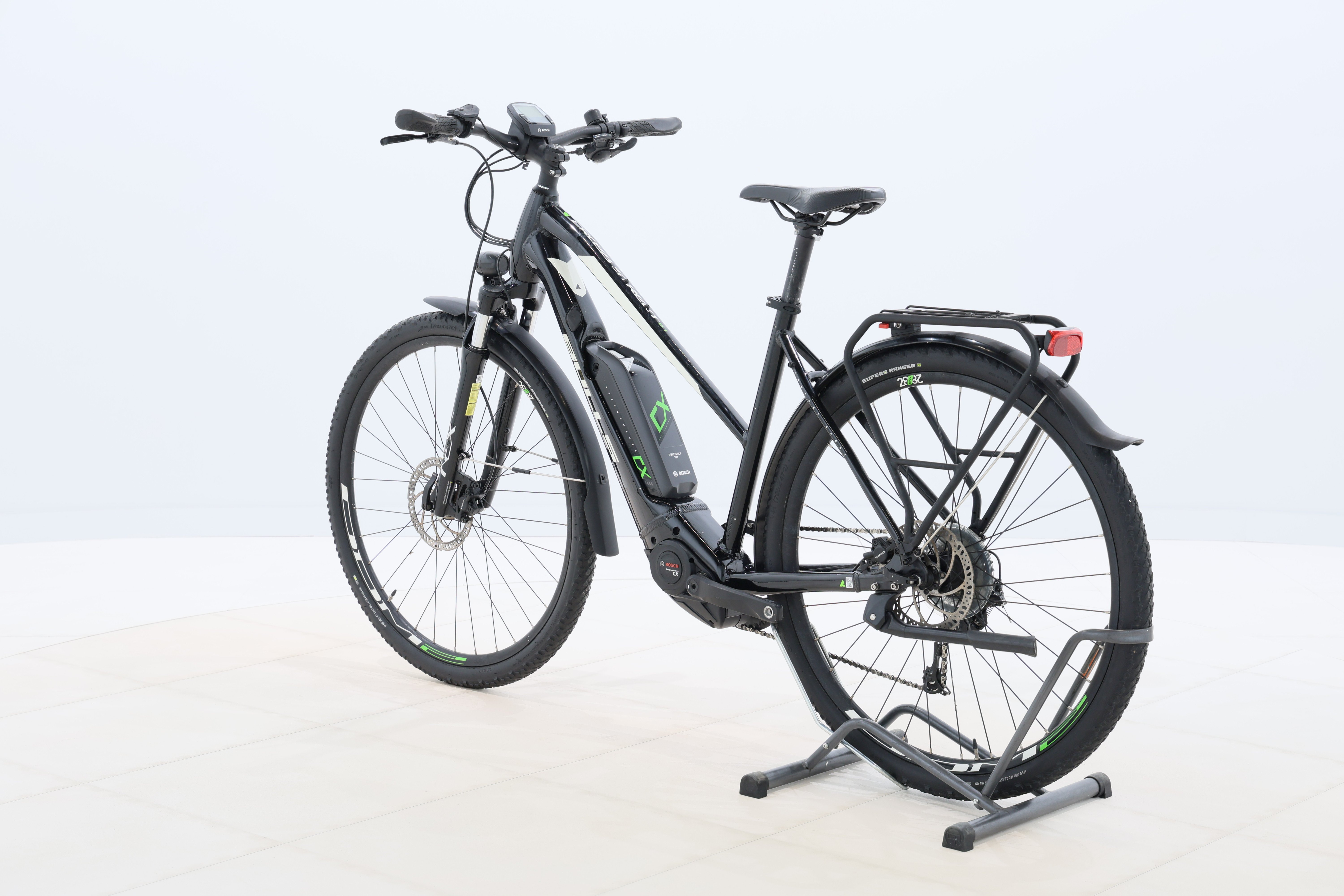 2d62e26b-0cf7-402b-b587-0d7c932a8136