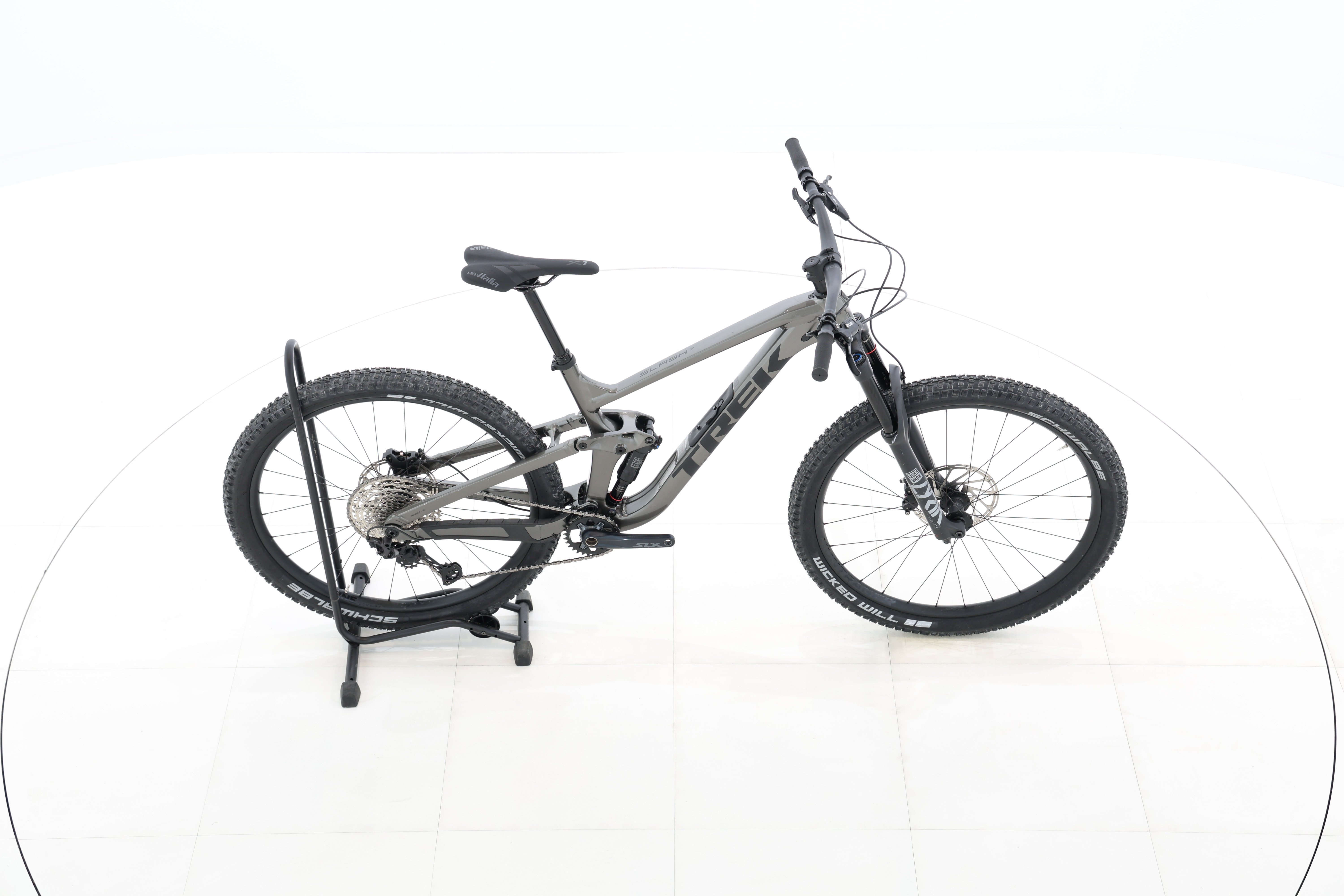 e2808612-ddf3-42be-b2a4-8378ba93e470