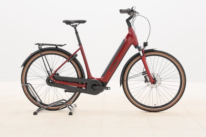 Cube SUPREME RT HYBRID PRO 625 2023