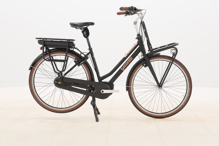 Gazelle MISS GRACE C7+ HMB 500 2023