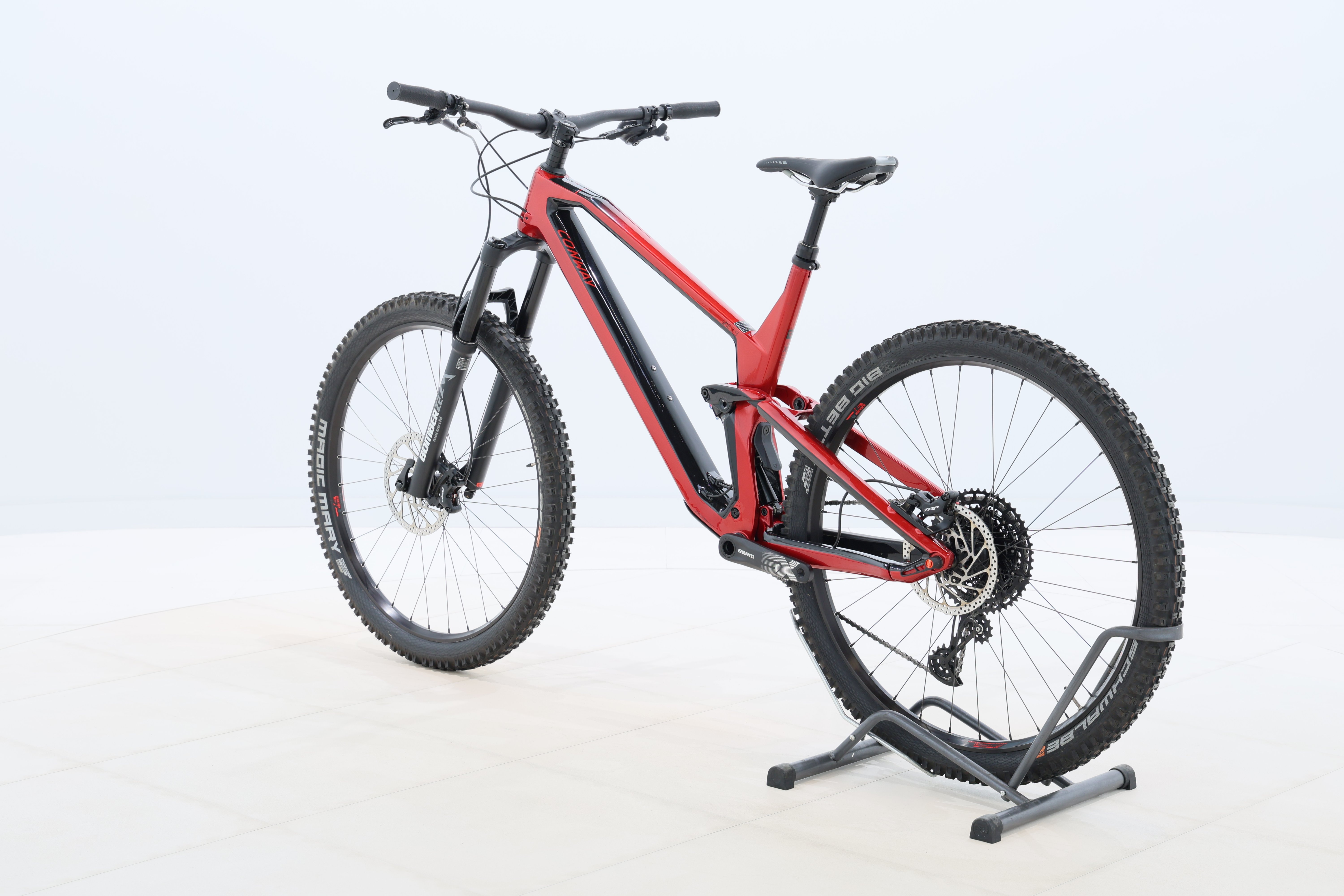 0f8aa53a-6333-4e8f-a3a9-024621e0f8b6