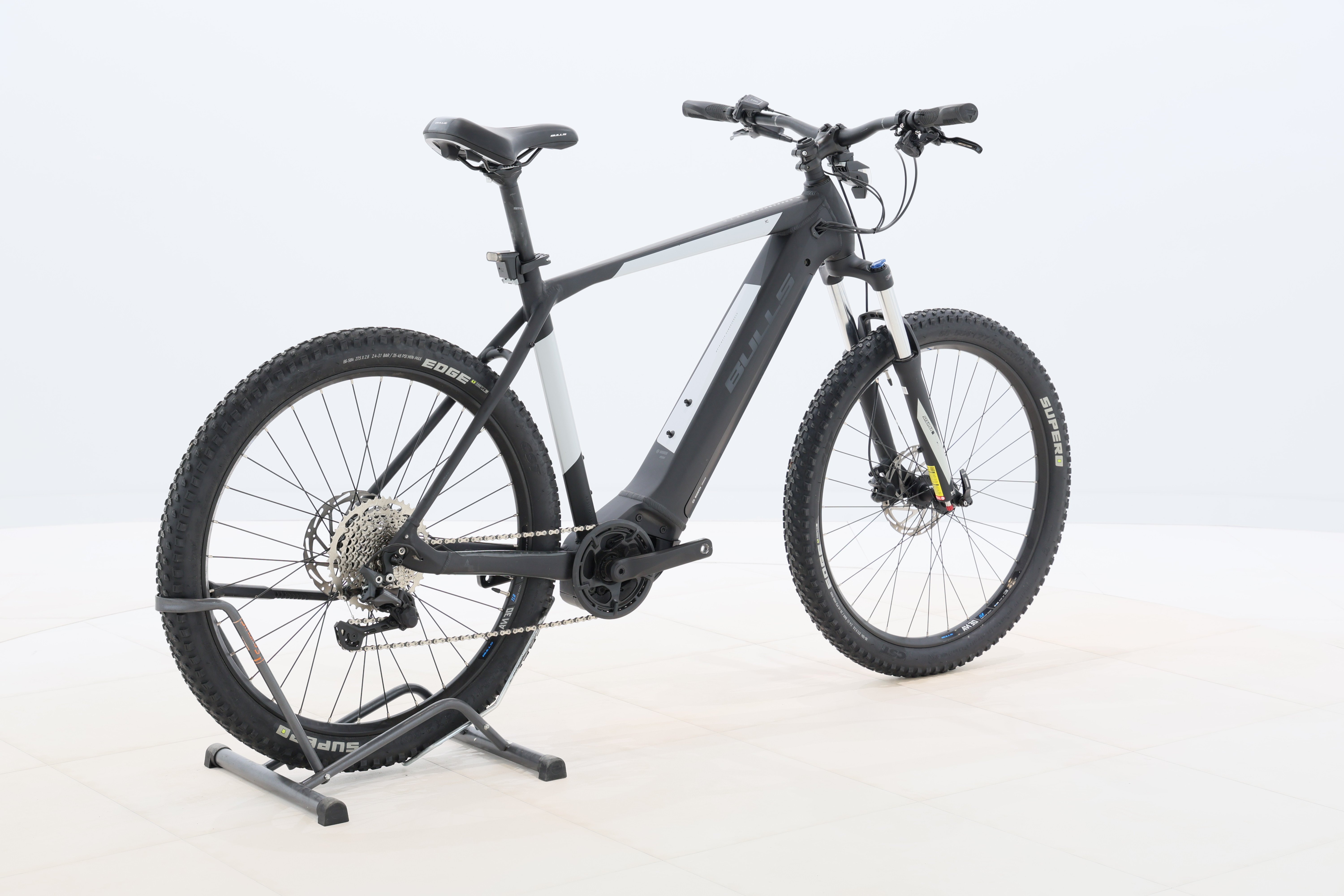 1a6915d5-c0eb-4438-83f2-a70c08a7768b