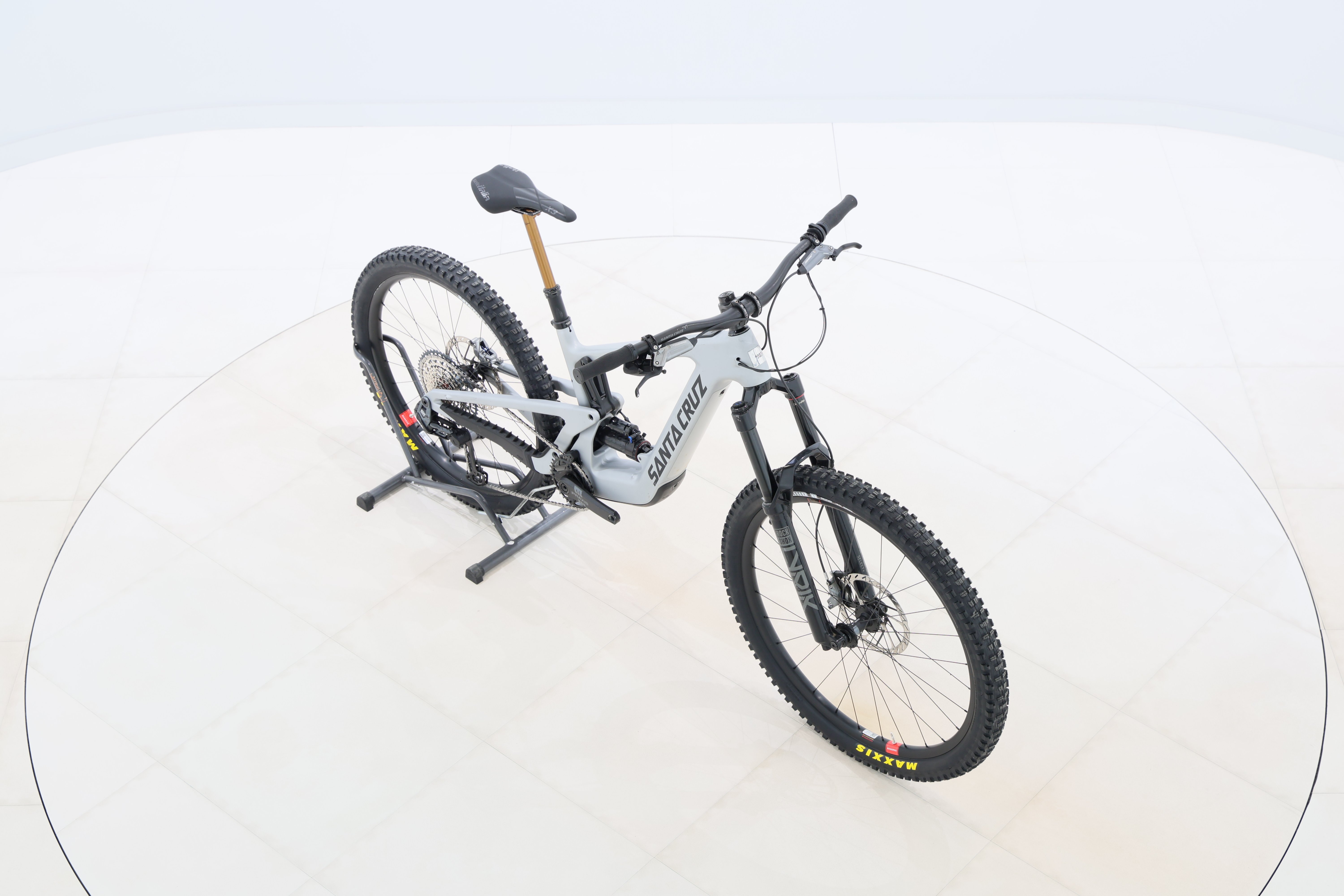 2ed43c8d-76c4-4fda-b00a-316b23c2a812