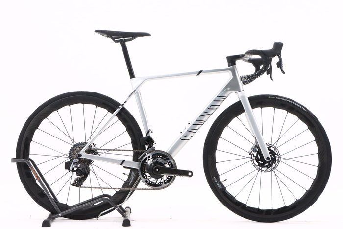 Canyon ULTIMATE CFR ETAP 2023