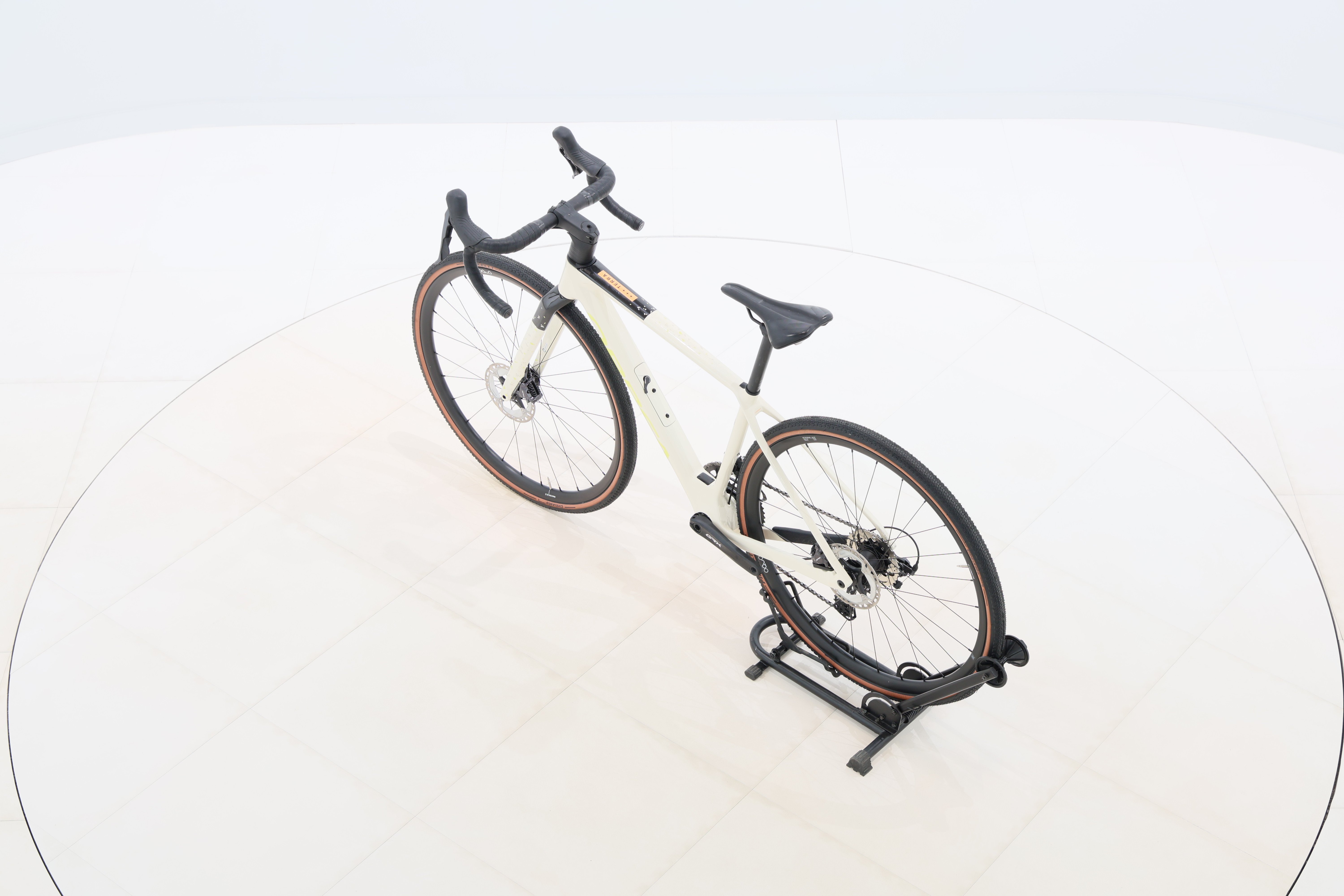 a43a7c75-4432-4547-b518-efb1a5218293