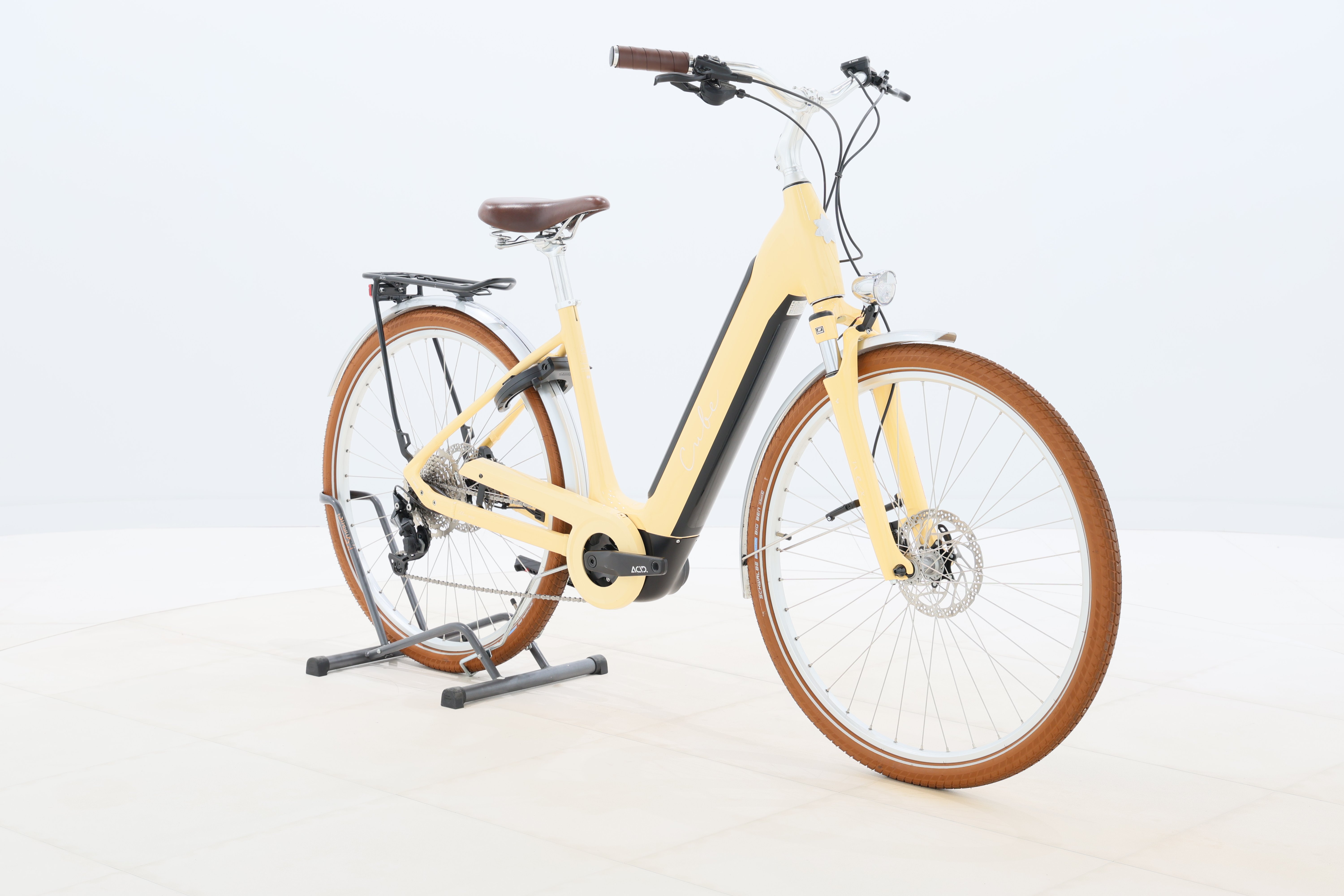 e8d93eb3-3ccd-4c28-bc13-4d4defee164e