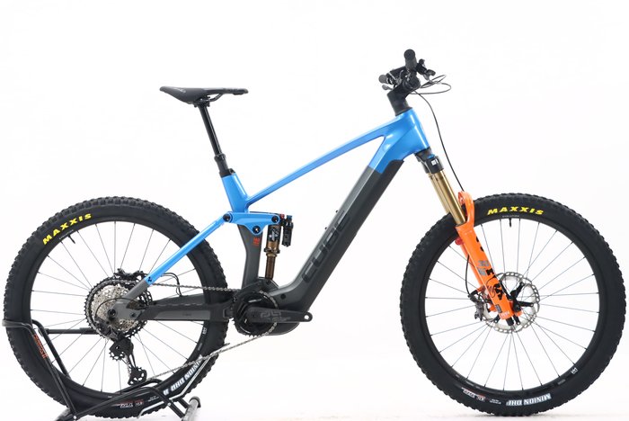 Cube STEREO HYBRID 160 HPC ACTIONTEAM 750 27.5 2024
