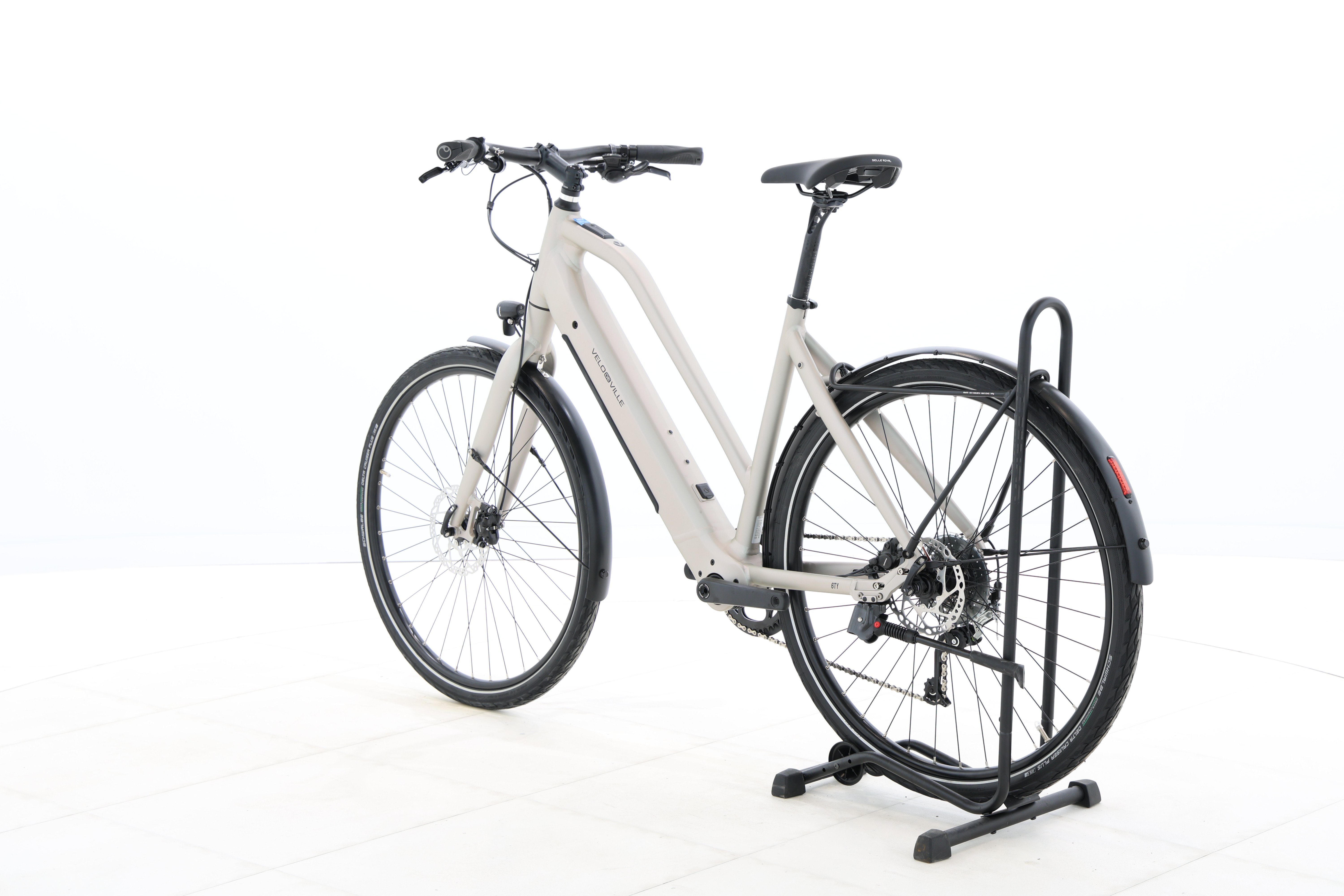 7f6b721f-35e2-436c-aa95-1c2c4af4a172