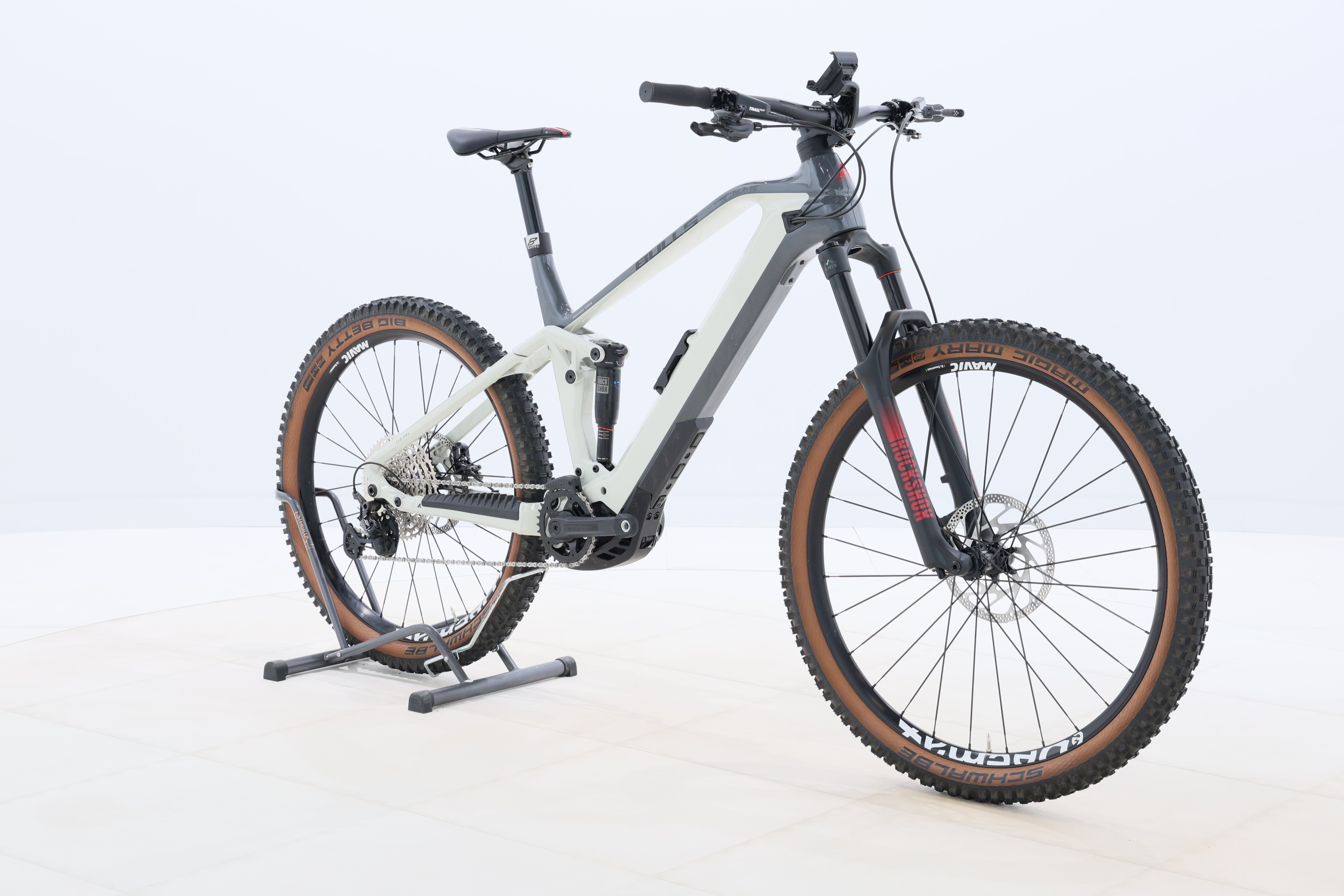 f30bb5bc-fabd-41d8-9fc8-0c913a511e8c