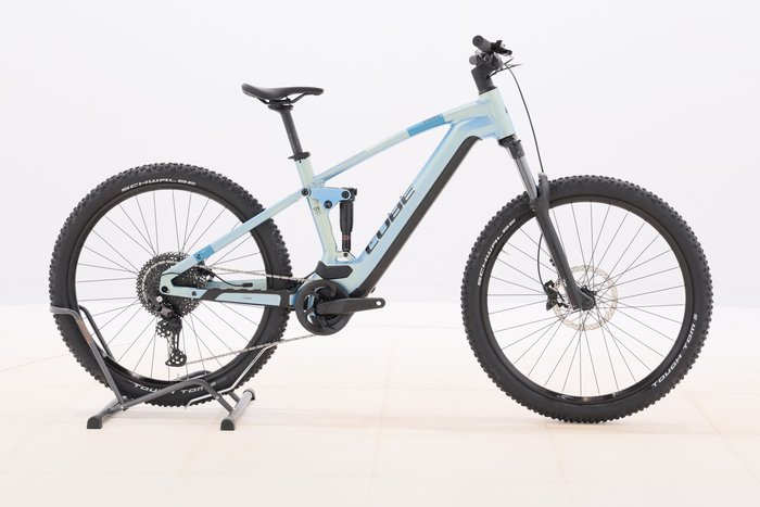 Cube STEREO HYBRID 120 PRO 750 2024