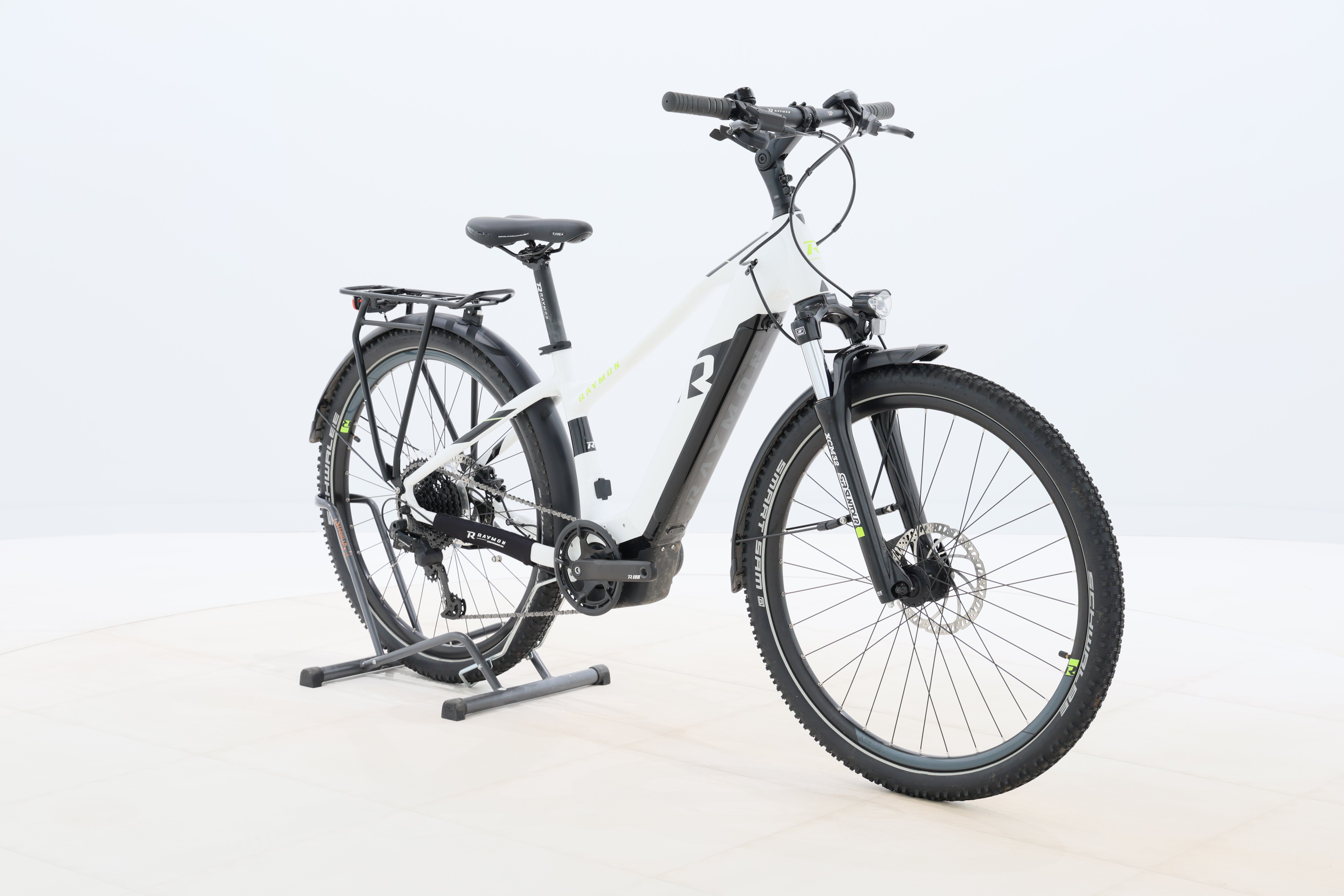 274e1544-a428-4f2e-a8da-2c708f811c9a